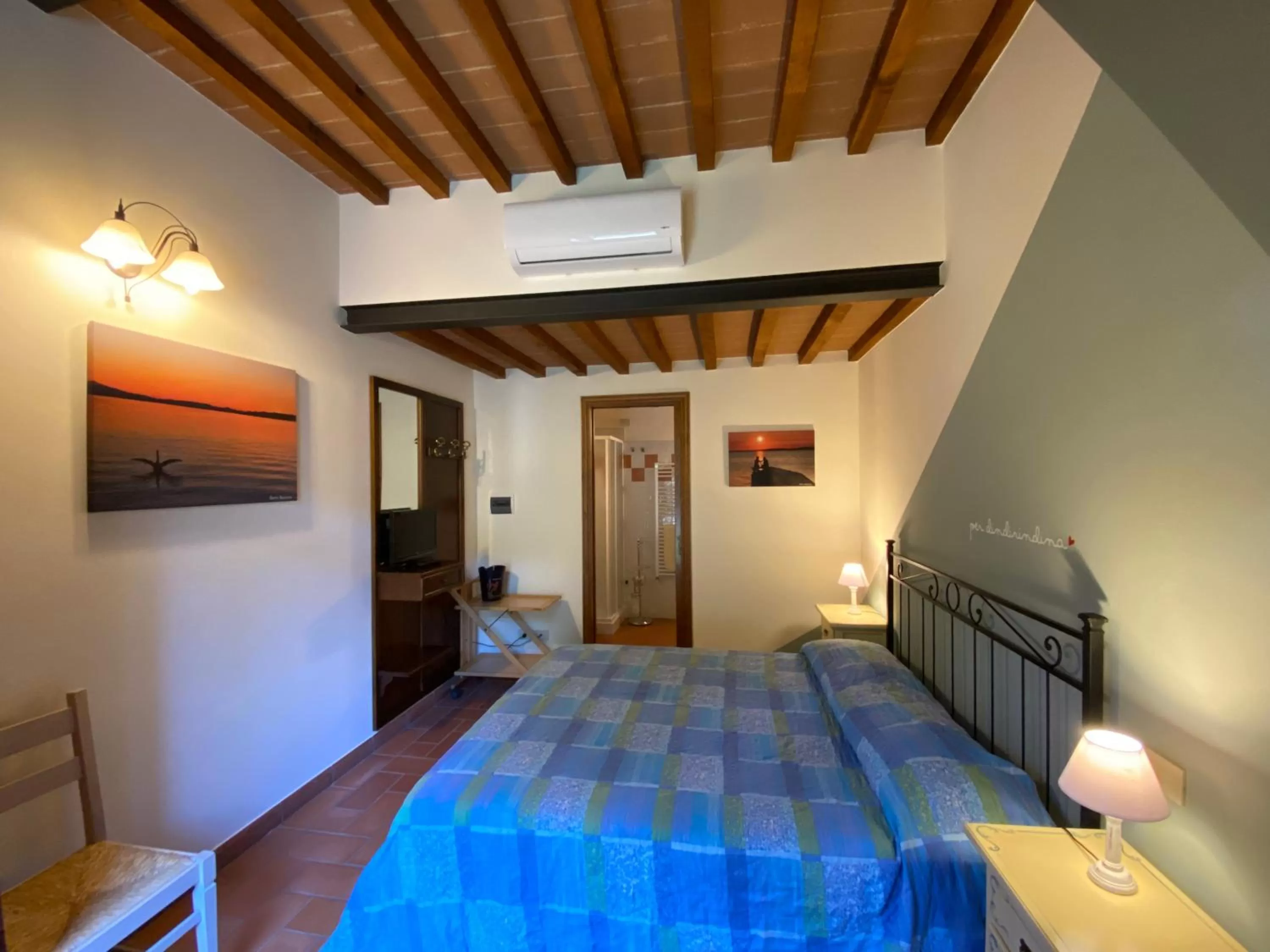 Bedroom, Bed in Agriturismo Tenuta Badia