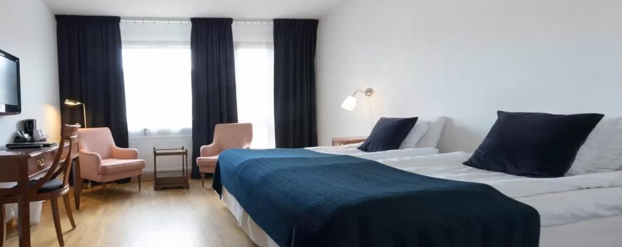 Property building, Bed in Hotel Statt Söderhamn by First Hotels