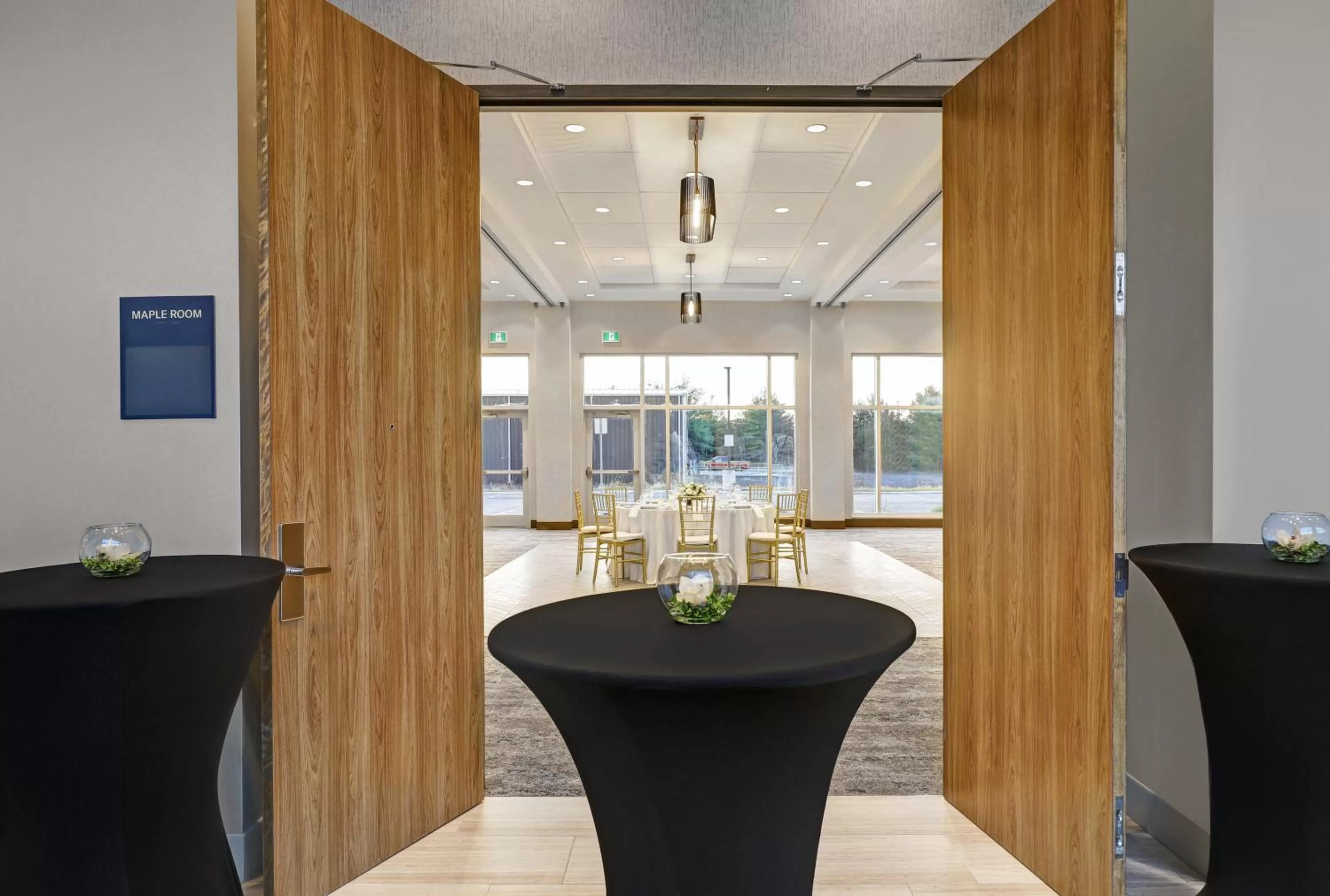 Meeting/conference room in Candlewood Suites - Kingston West by IHG