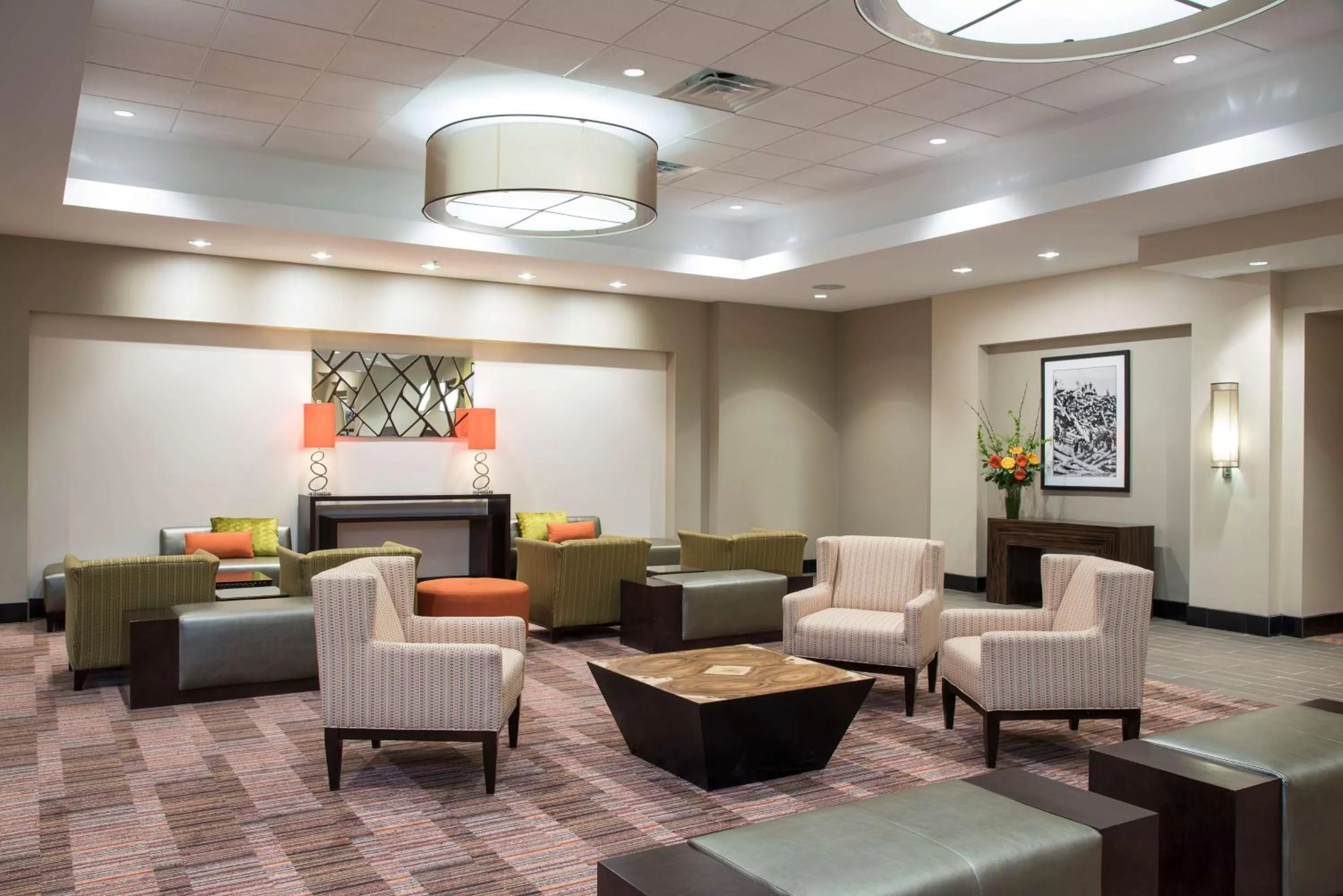 Lobby or reception in DoubleTree by Hilton Hotel Grand Rapids Airport