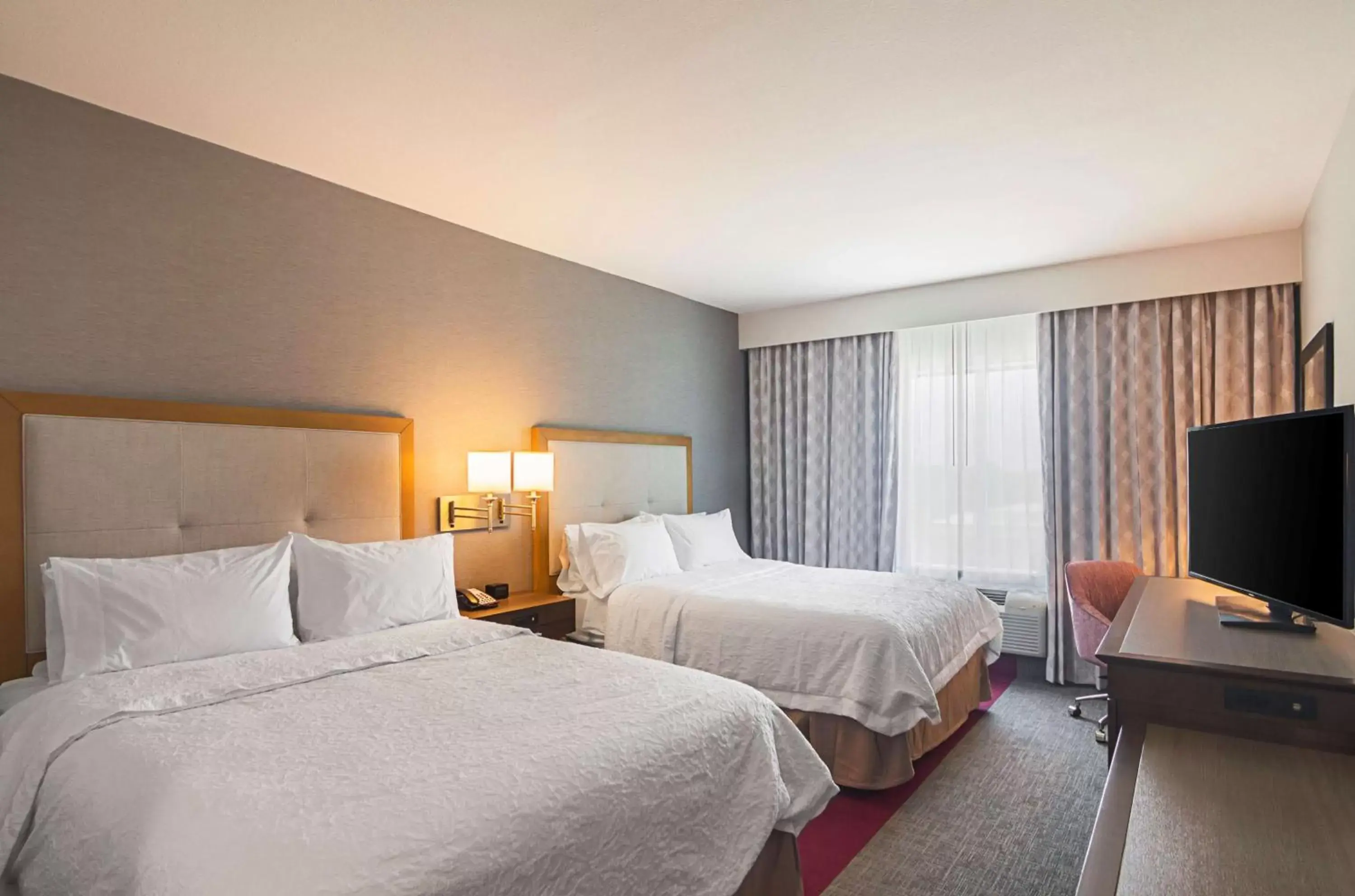 Queen Room with Two Queen Beds - Mobility Accessible/Non-Smoking in Hampton Inn & Suites-Dallas/Richardson Queen Room with Two Queen Beds - Mobility Accessible/Non-Smoking in Hampton Inn & Suites-Dallas/Richardson