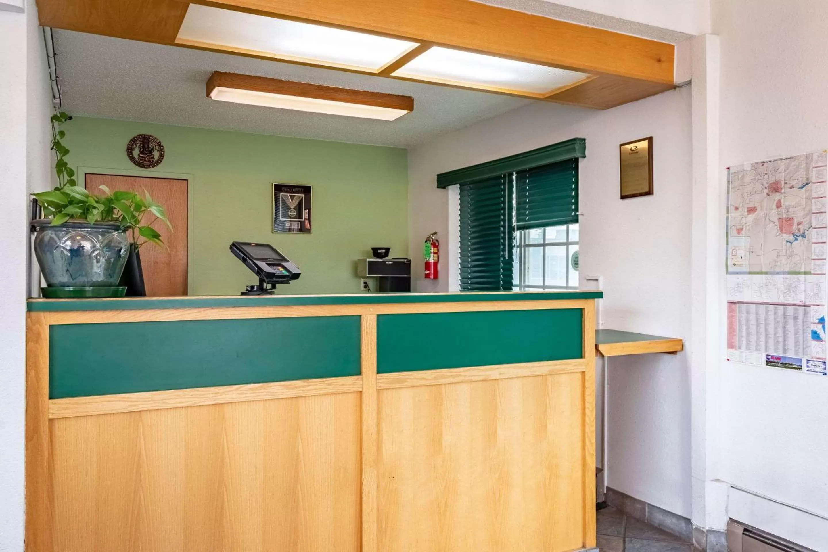 Lobby or reception in High Desert Inn