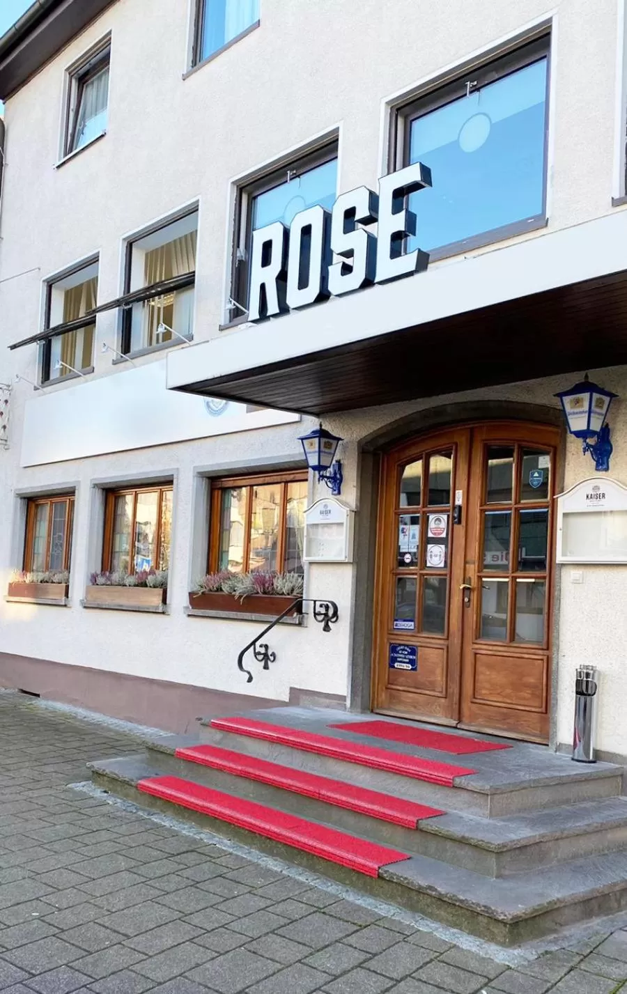 Facade/entrance in Hotel Goldene Rose