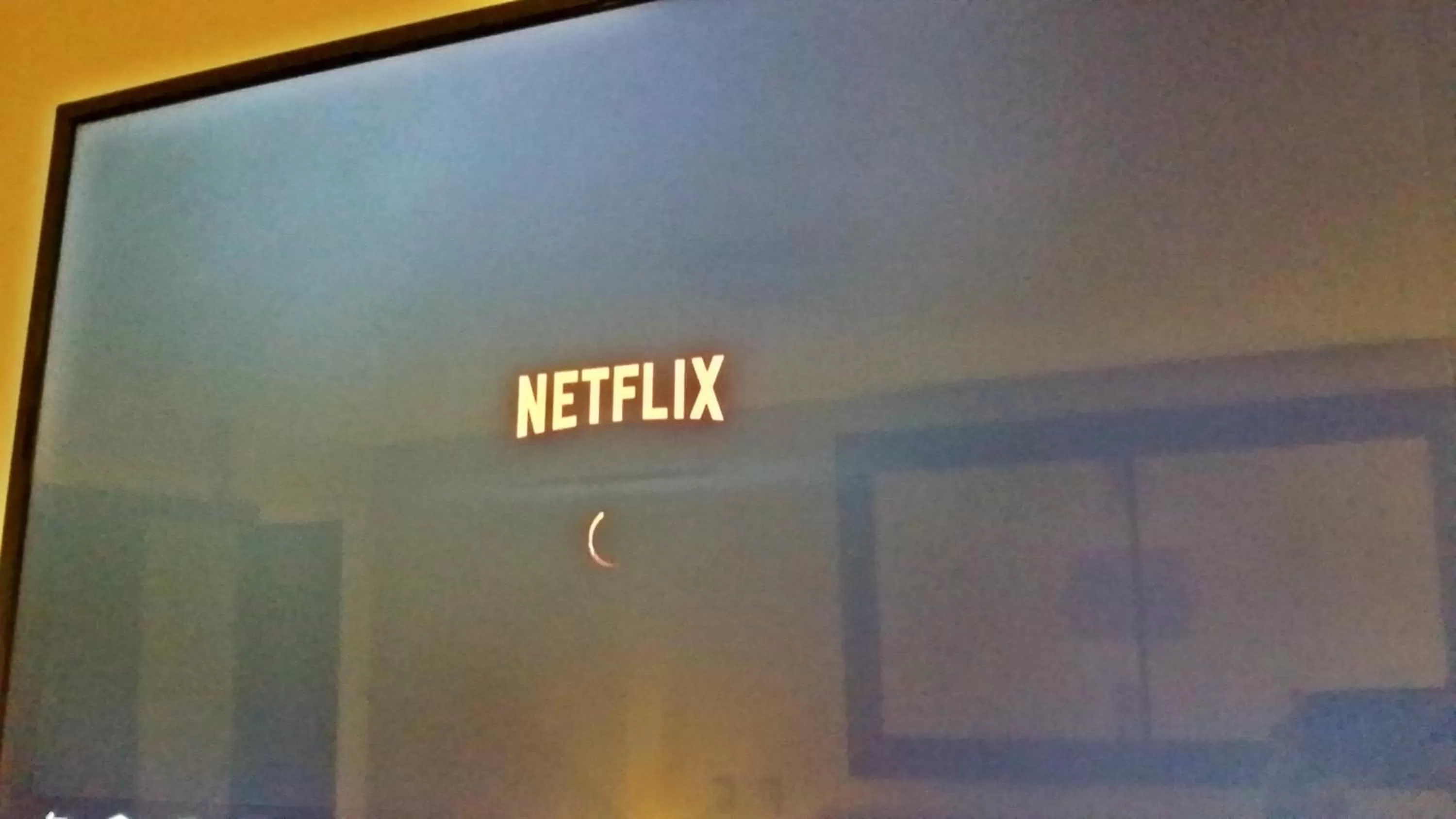 TV and multimedia in Misuitehotel La Carolina Quito