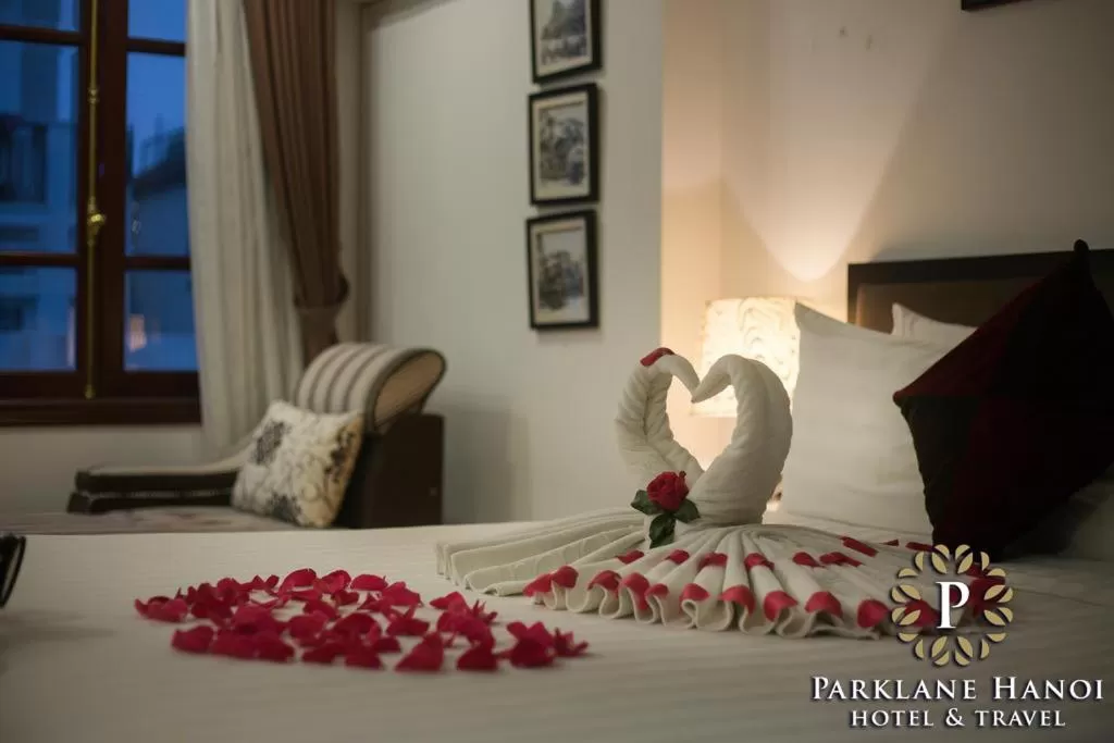 Decorative detail, Bed in Parklane Central Hanoi Hotel