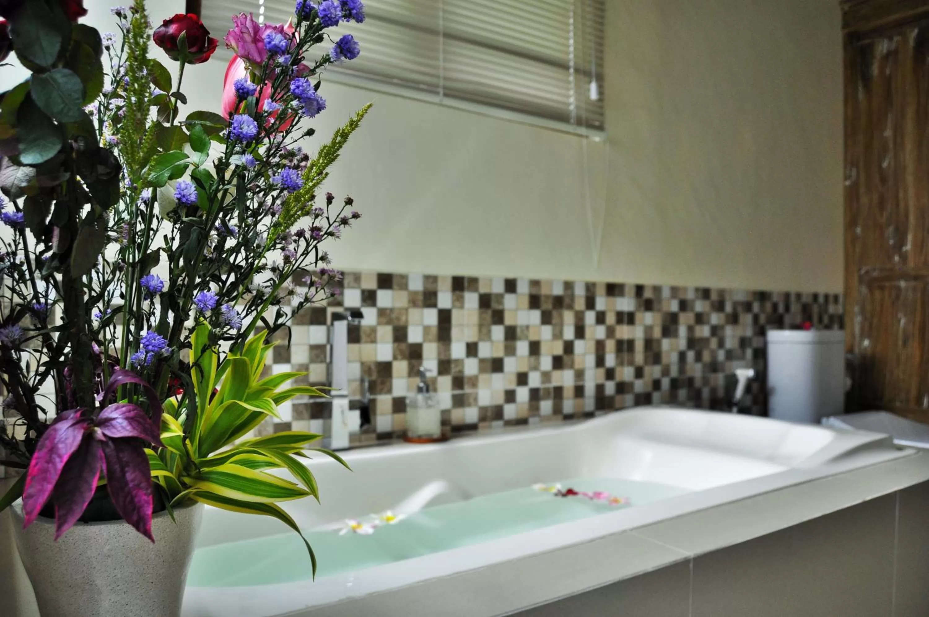 Garden view in Ocean Terrace Suite And Spa Luxury