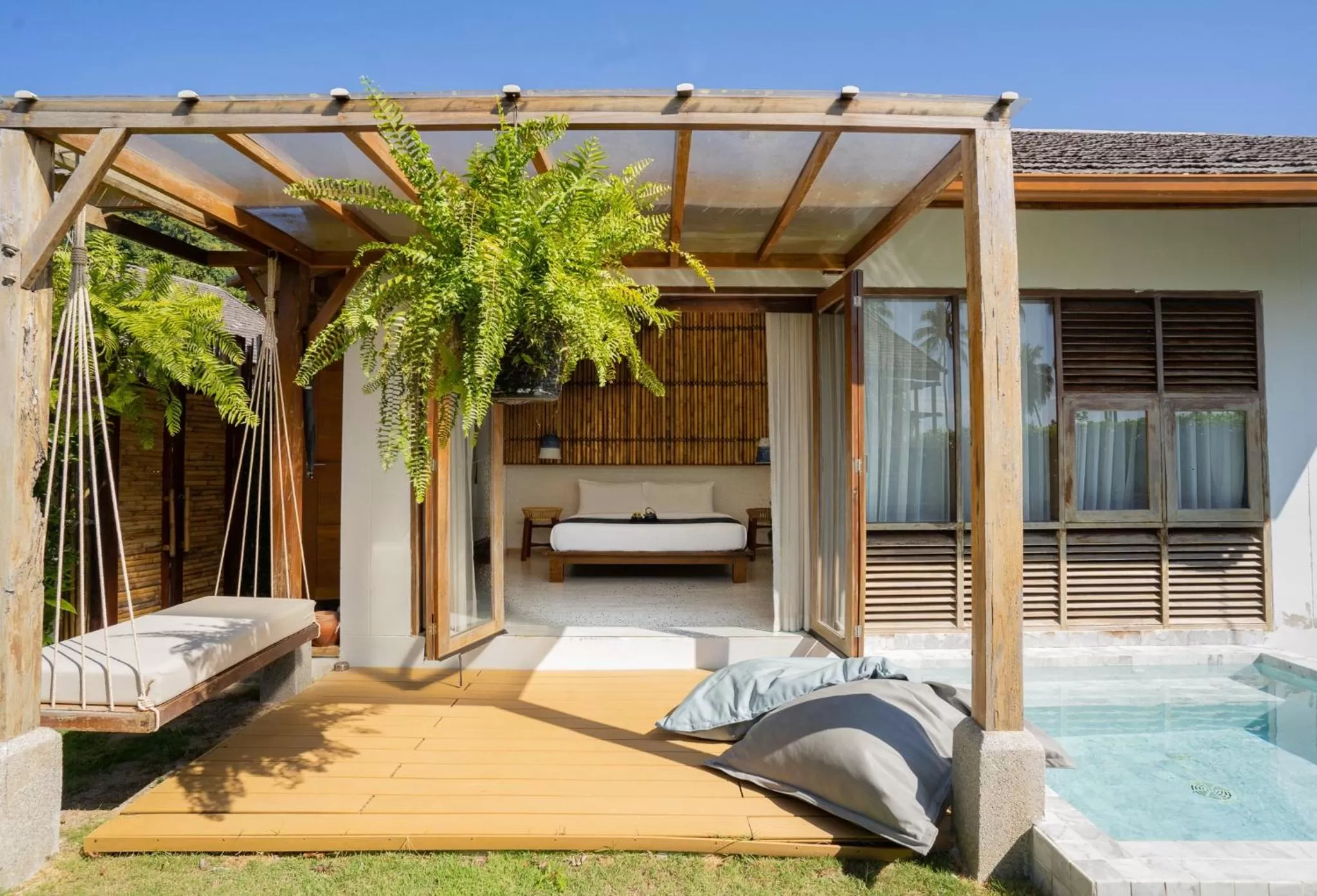 Patio in Rest Sea Resort Koh Kood