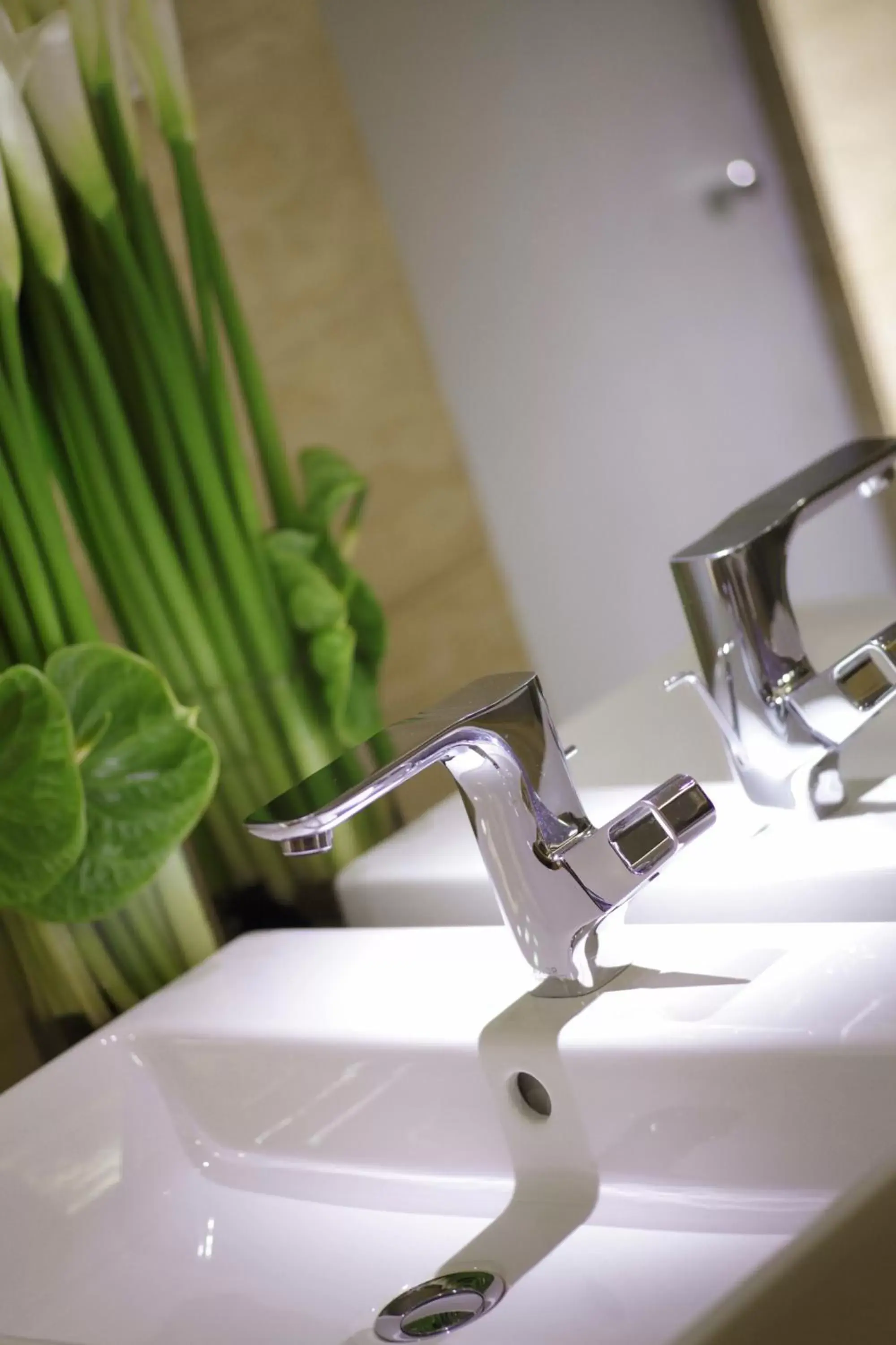 Classic Room in InterContinental Hangzhou ICC by IHG Classic Room in InterContinental Hangzhou ICC by IHG