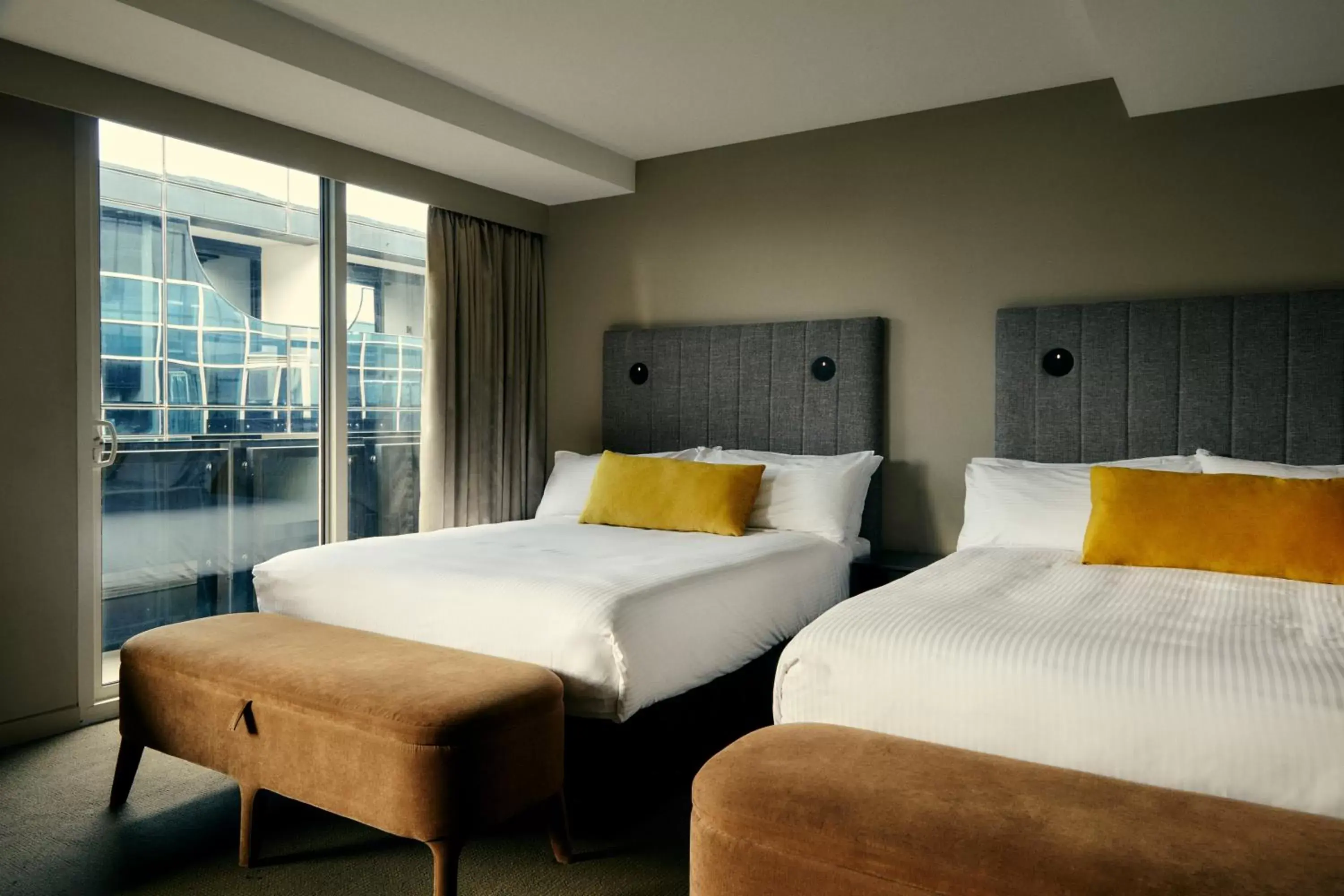 Deluxe Twin Room with Balcony in The Minton on Albert Park Deluxe Twin Room with Balcony in The Minton on Albert Park