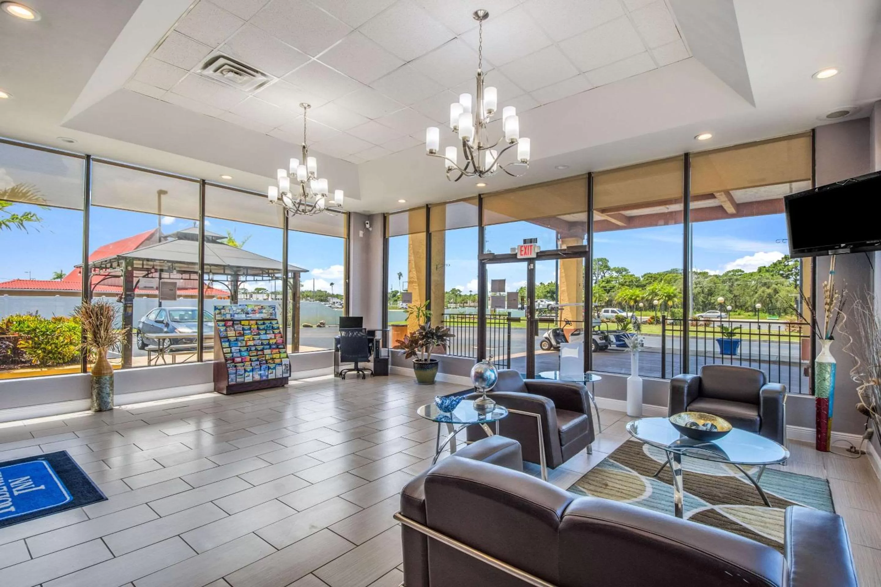 Lobby or reception in Rodeway Inn Port Richey North