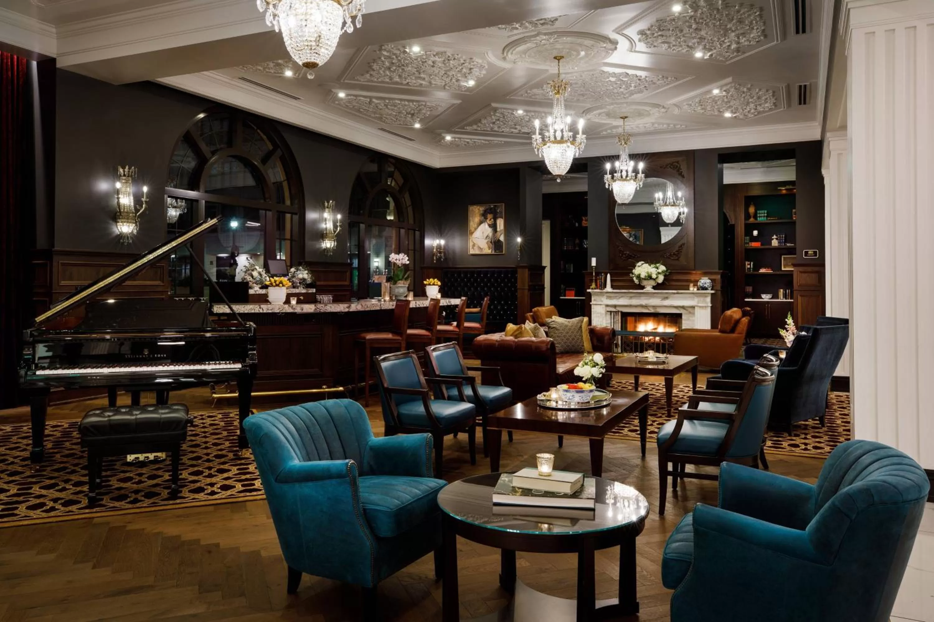 Lounge or bar in Hotel Carmichael, Autograph Collection