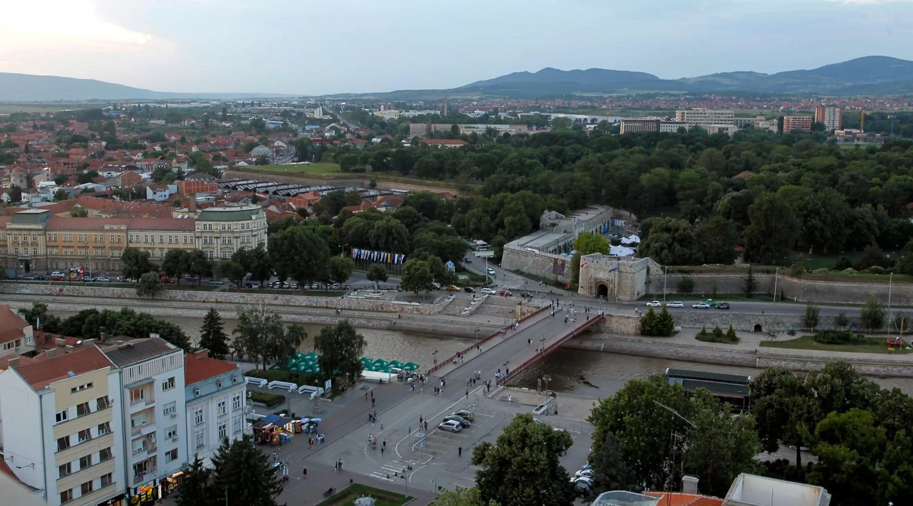 Neighbourhood in Ambasador Hotel