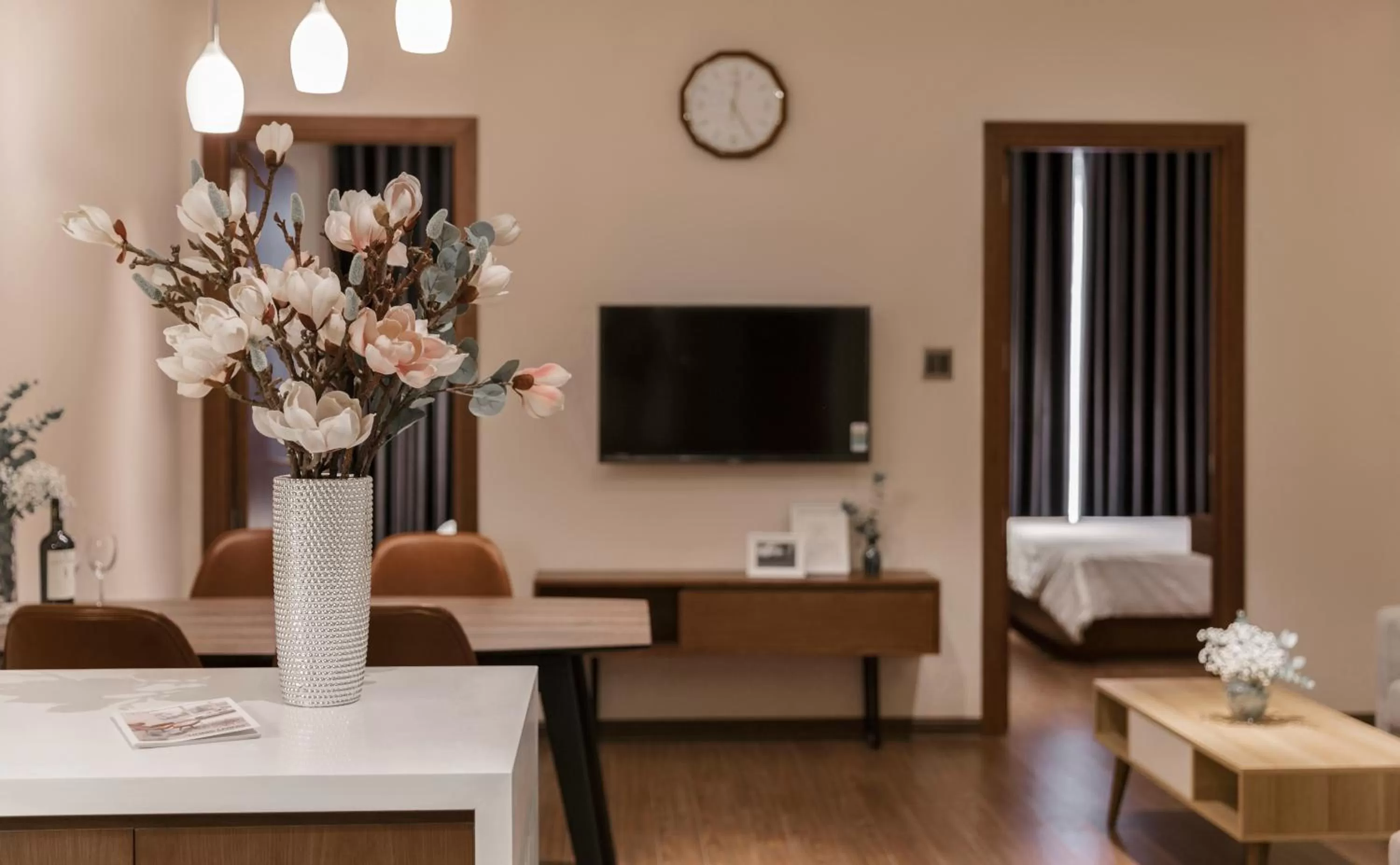 TV and multimedia, Bed in DHTS Business Hotel & Apartment