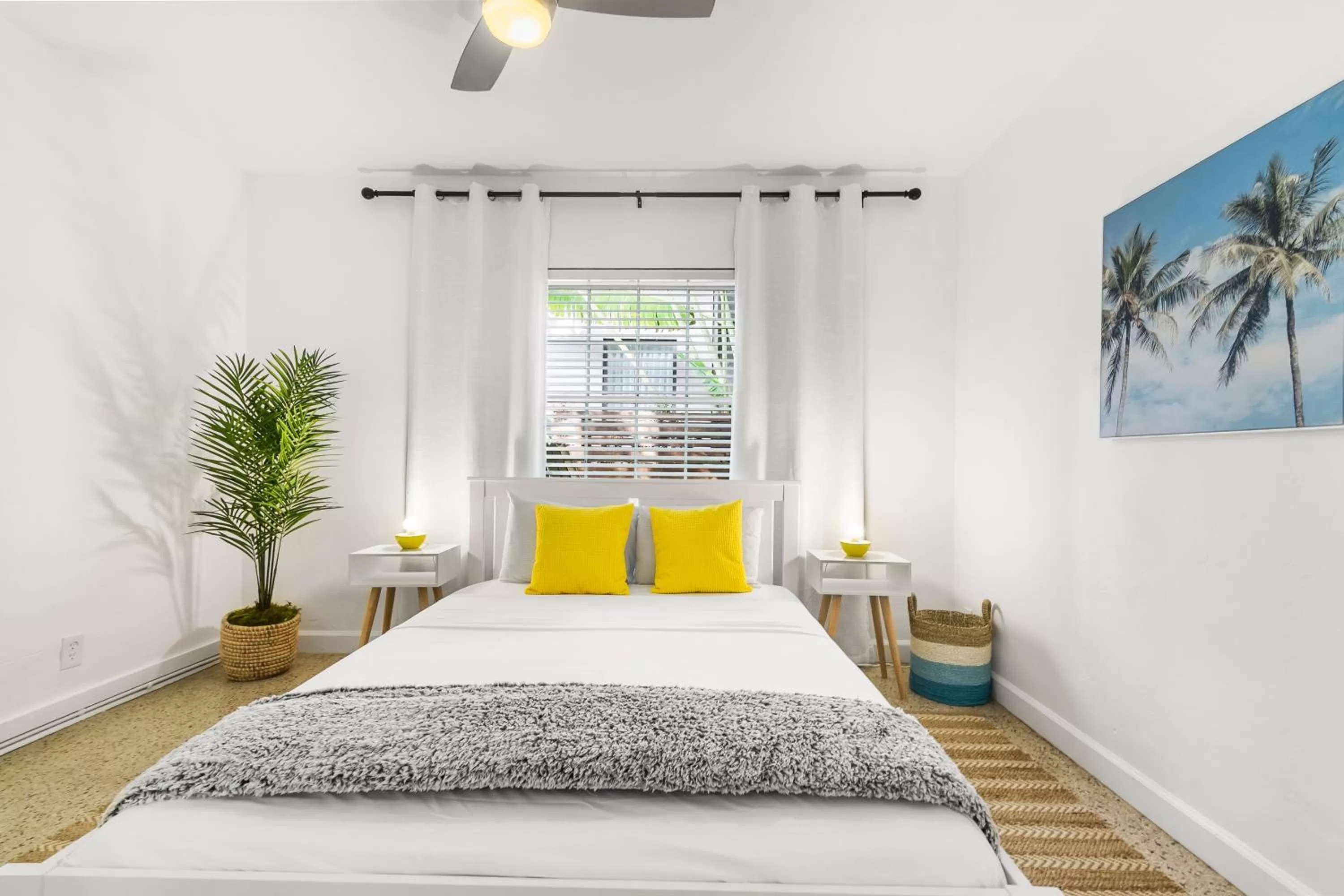 Bedroom, Bed in Alani Bay Villas