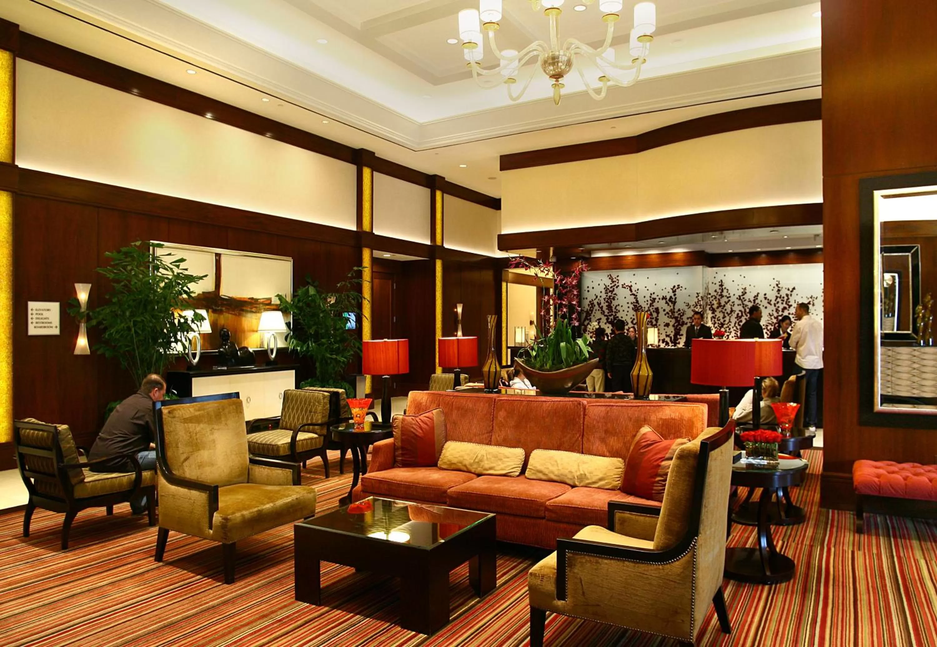 Lobby or reception in Luxury Suites International at The Signature