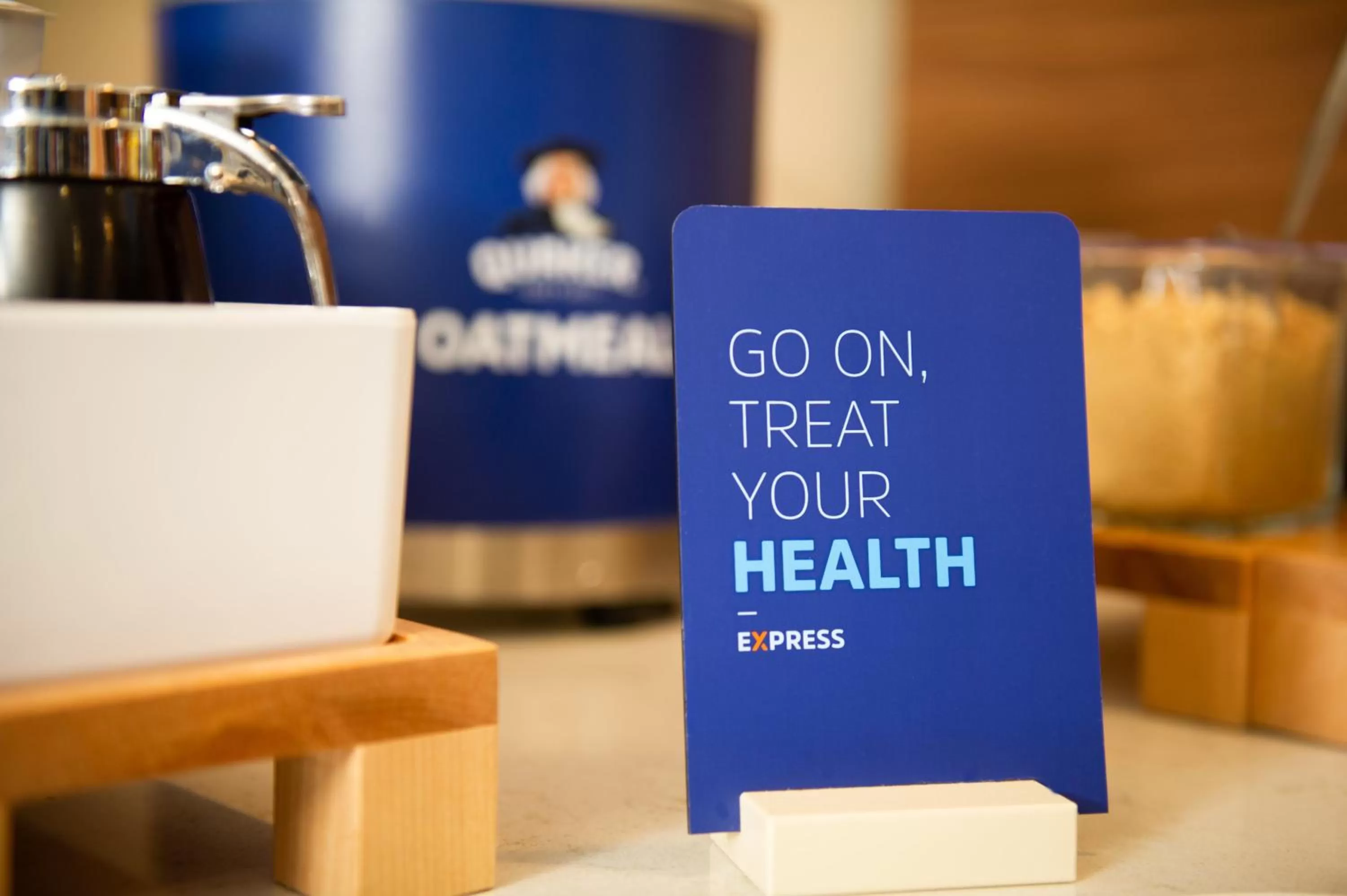 Breakfast in Holiday Inn Express & Suites Hayward by IHG