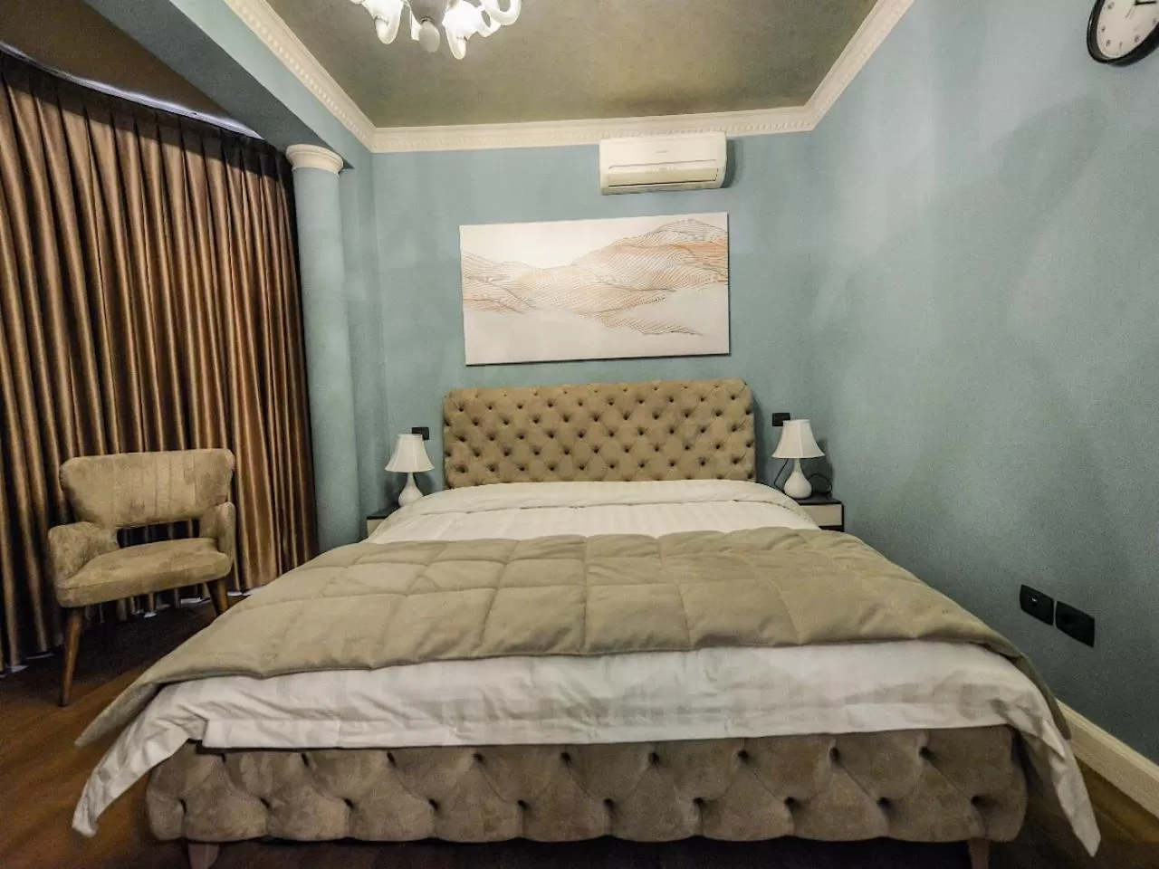 Bed in Hotel Vila Tirana