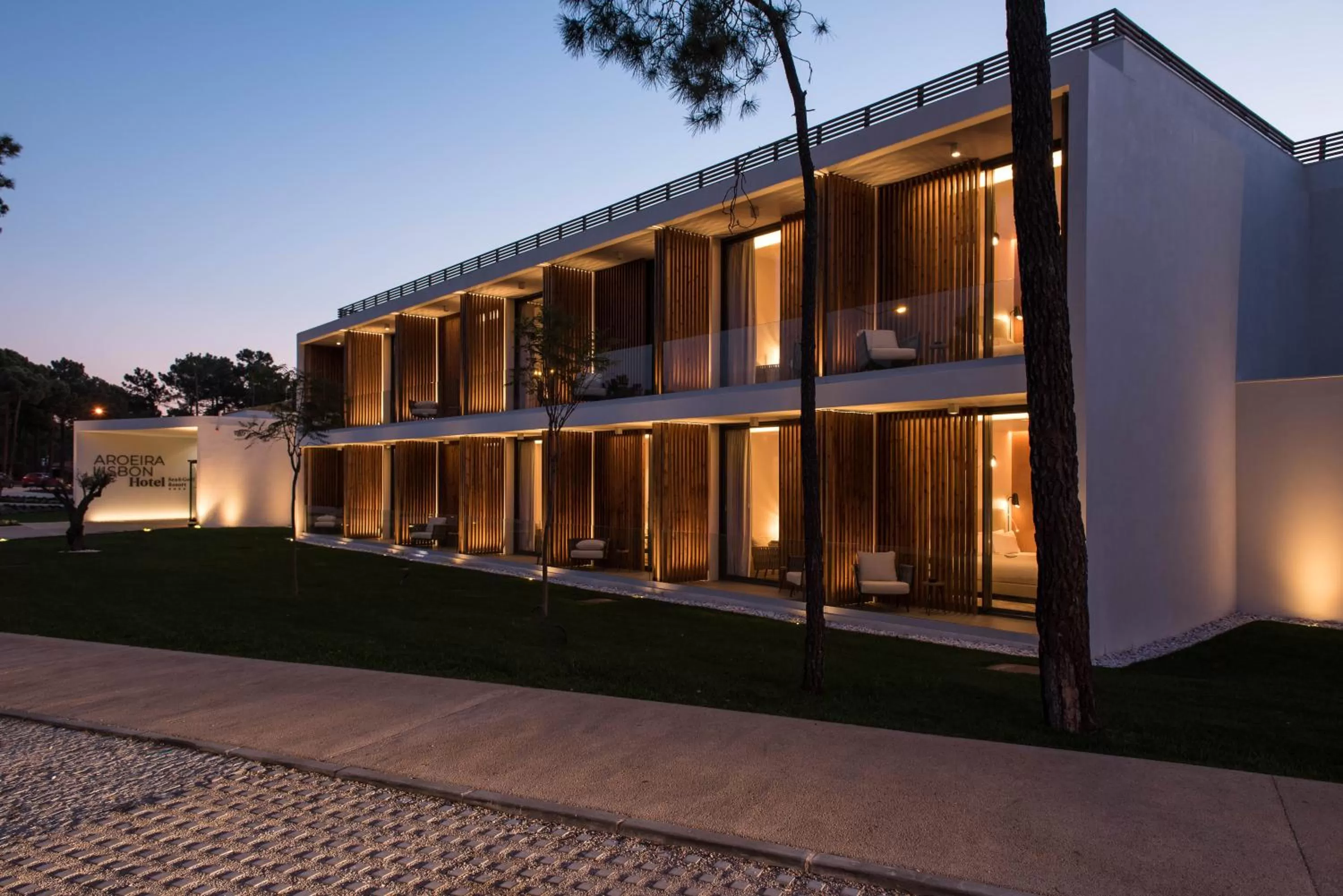 Property building in Aroeira Lisbon Hotel - Sea & Golf