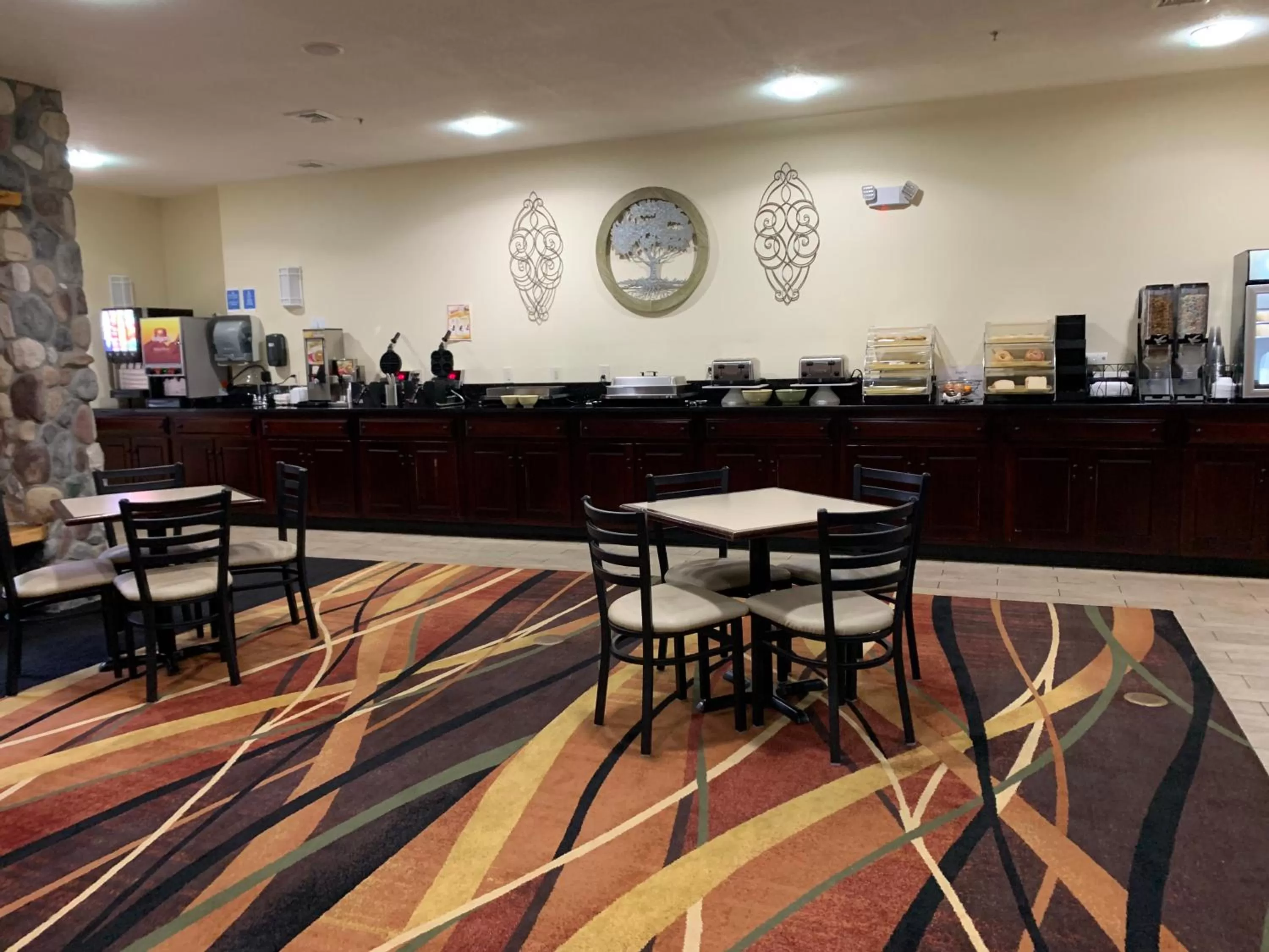 Breakfast in Cranberry Country Lodge