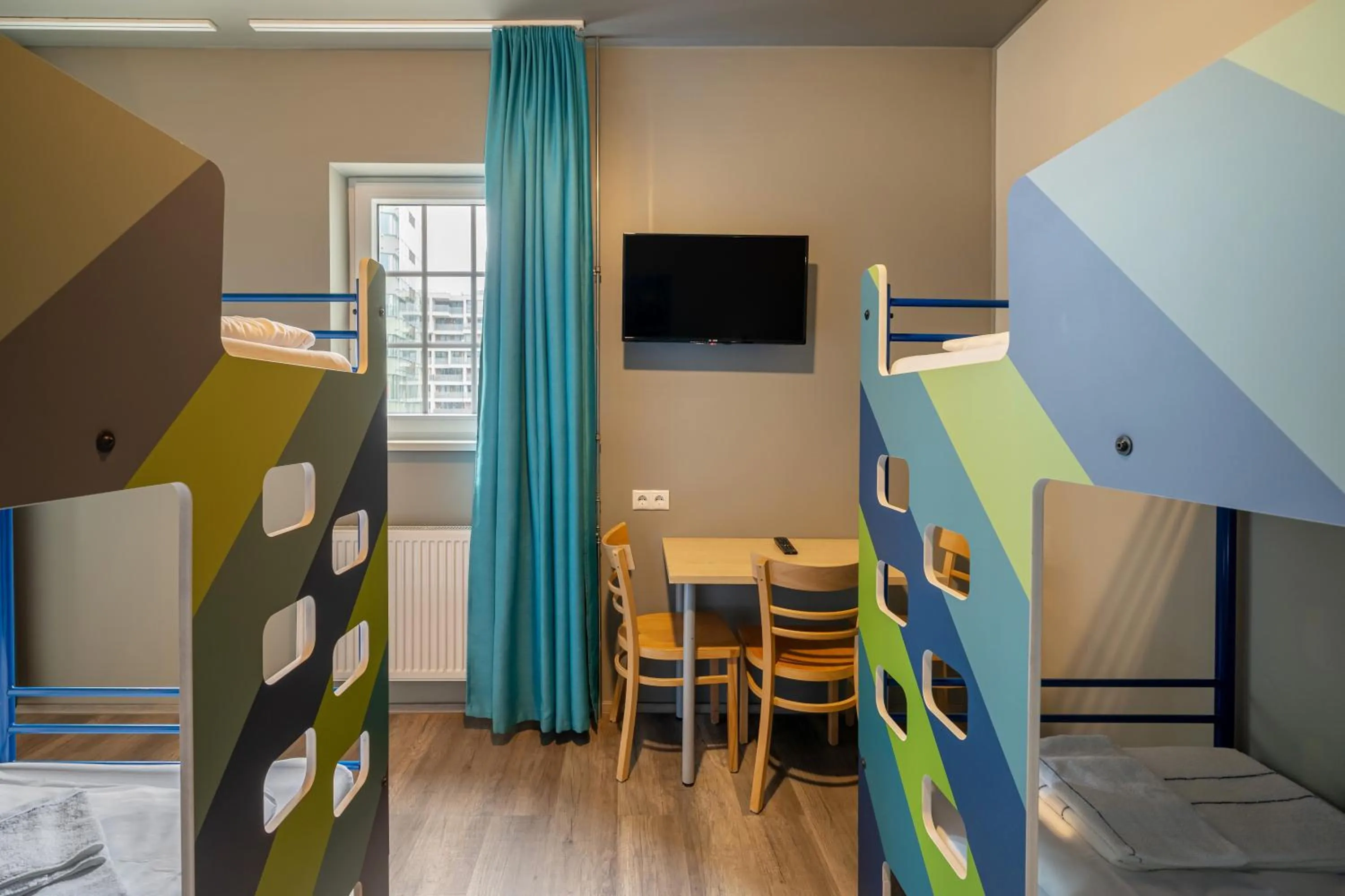 TV and multimedia, Bed in a&o Salzburg Hauptbahnhof