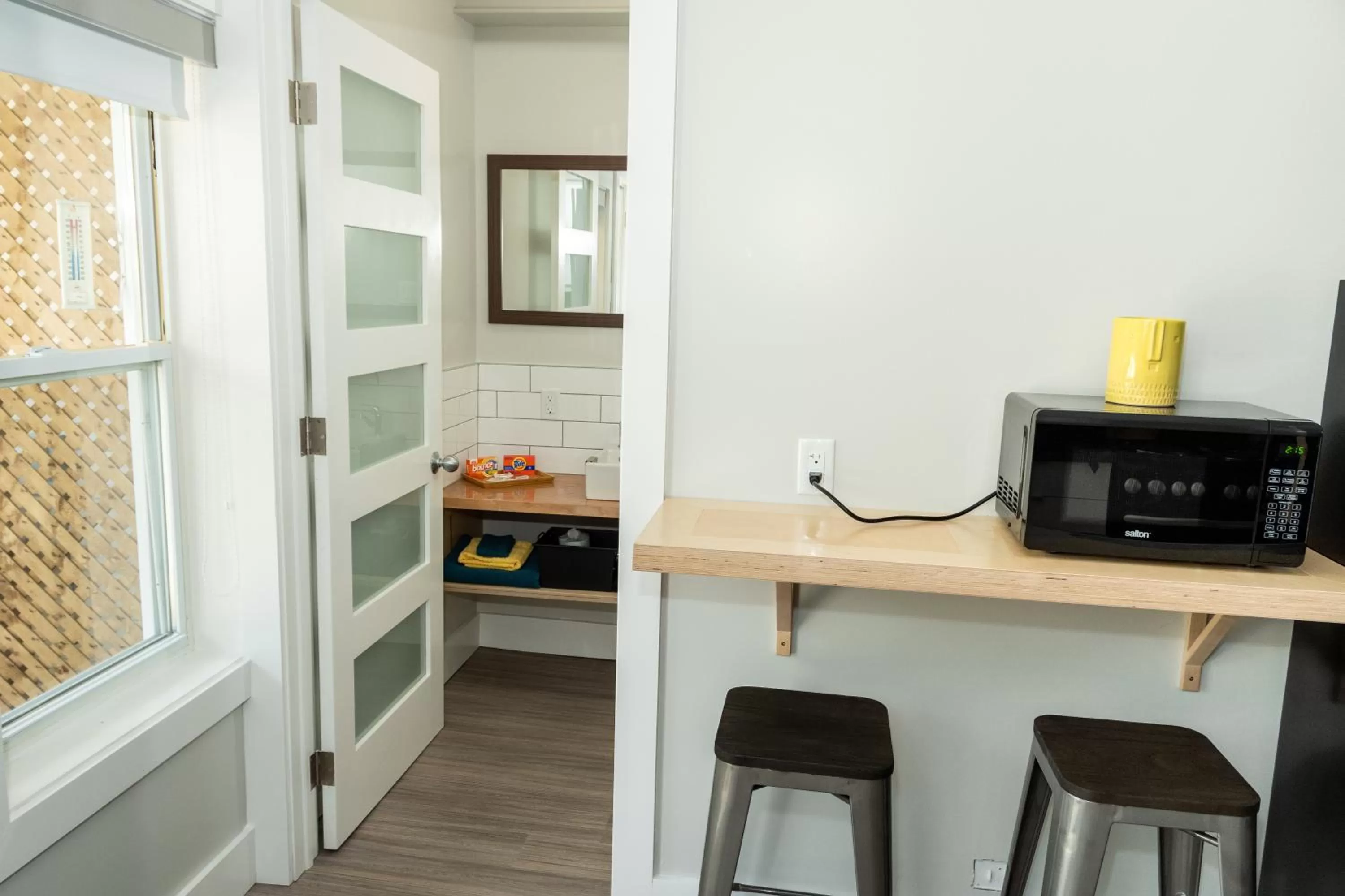 Dining area in Morel Executive Suites