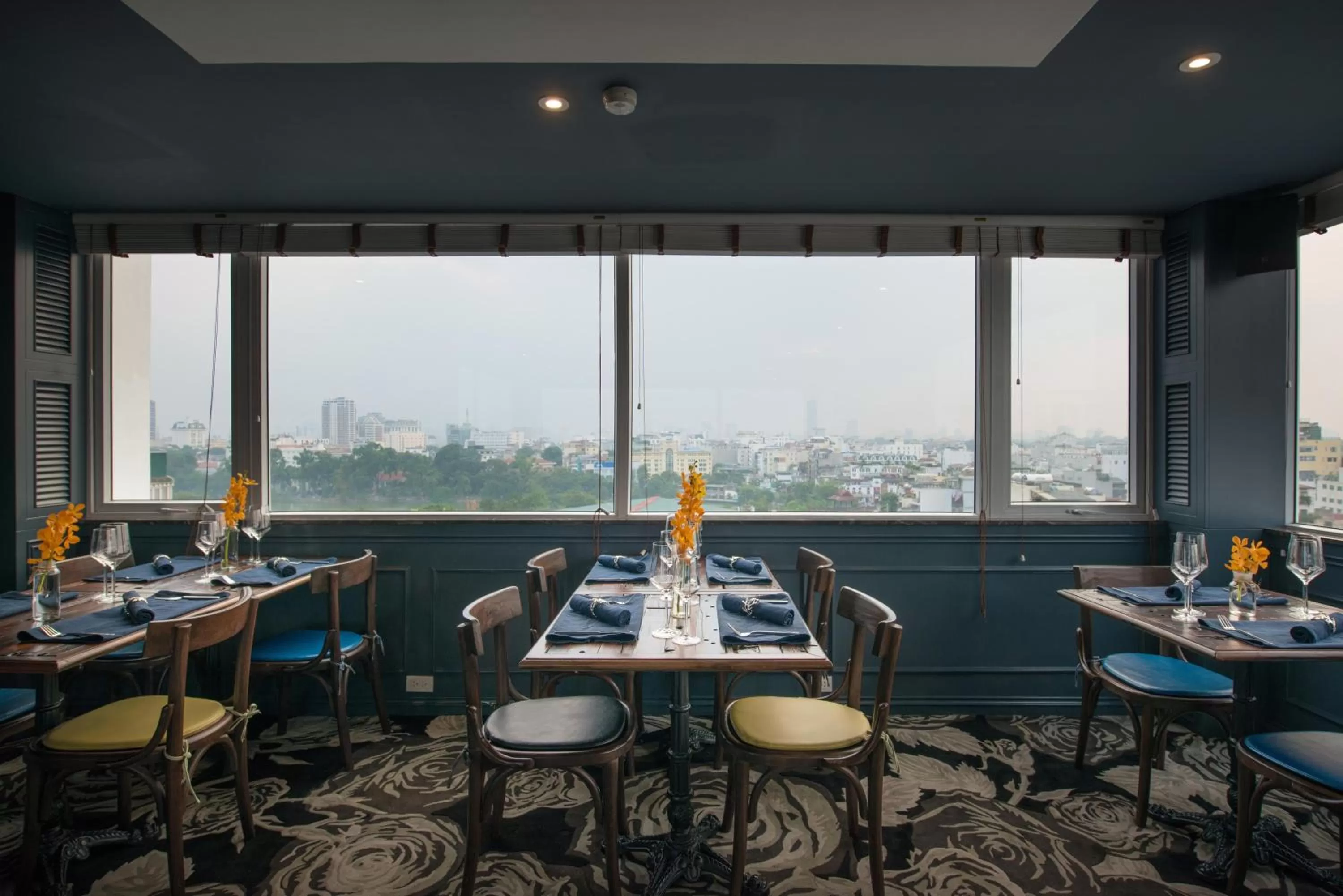 Restaurant/places to eat in La Nueva Boutique Hotel Hanoi & Spa