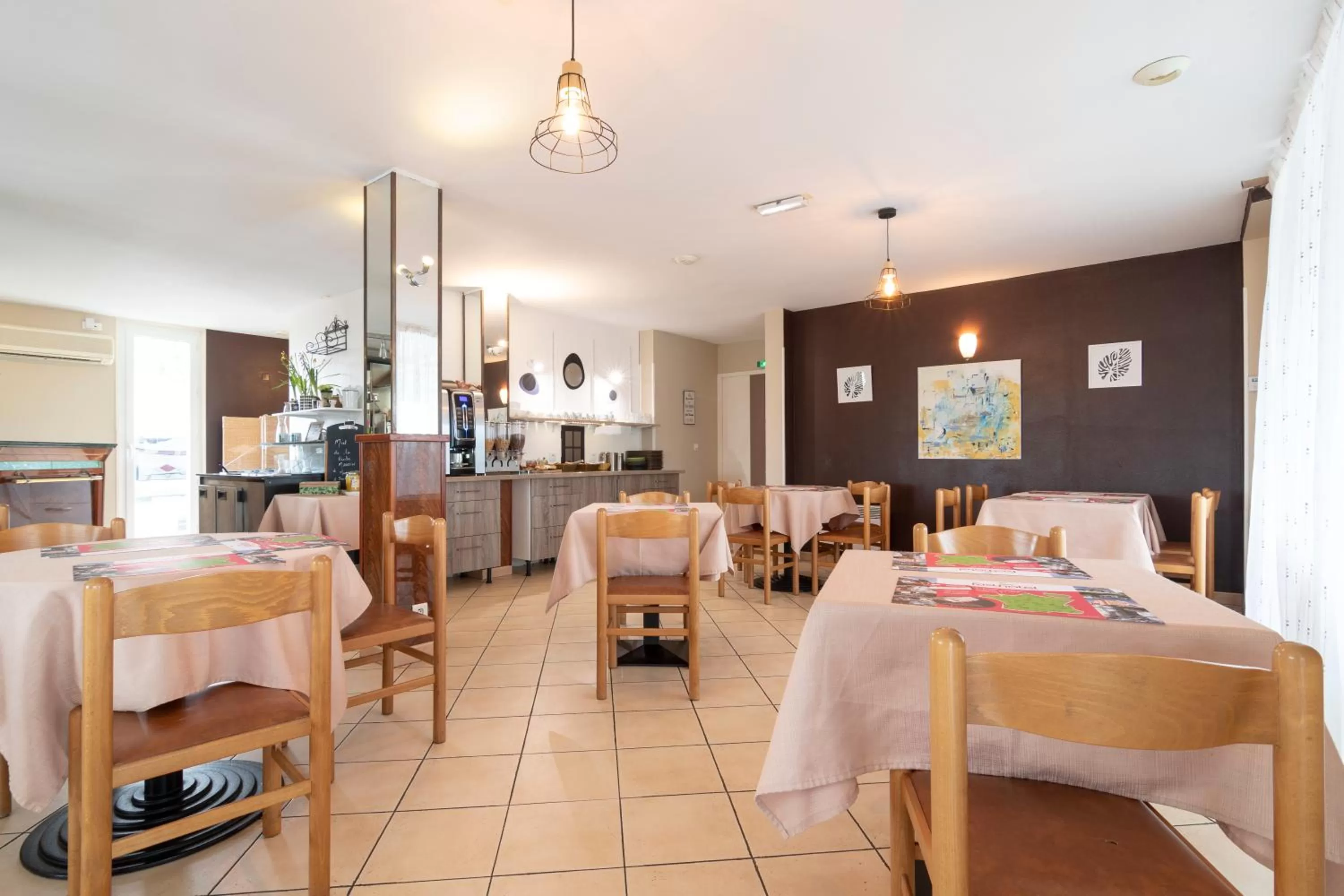 Restaurant/places to eat in Fasthotel Chateauroux