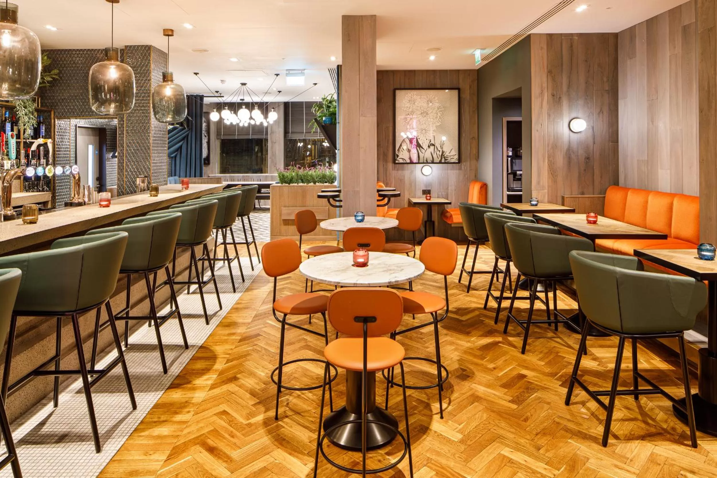 Lounge or bar in ibis Styles Edinburgh St Andrew Square