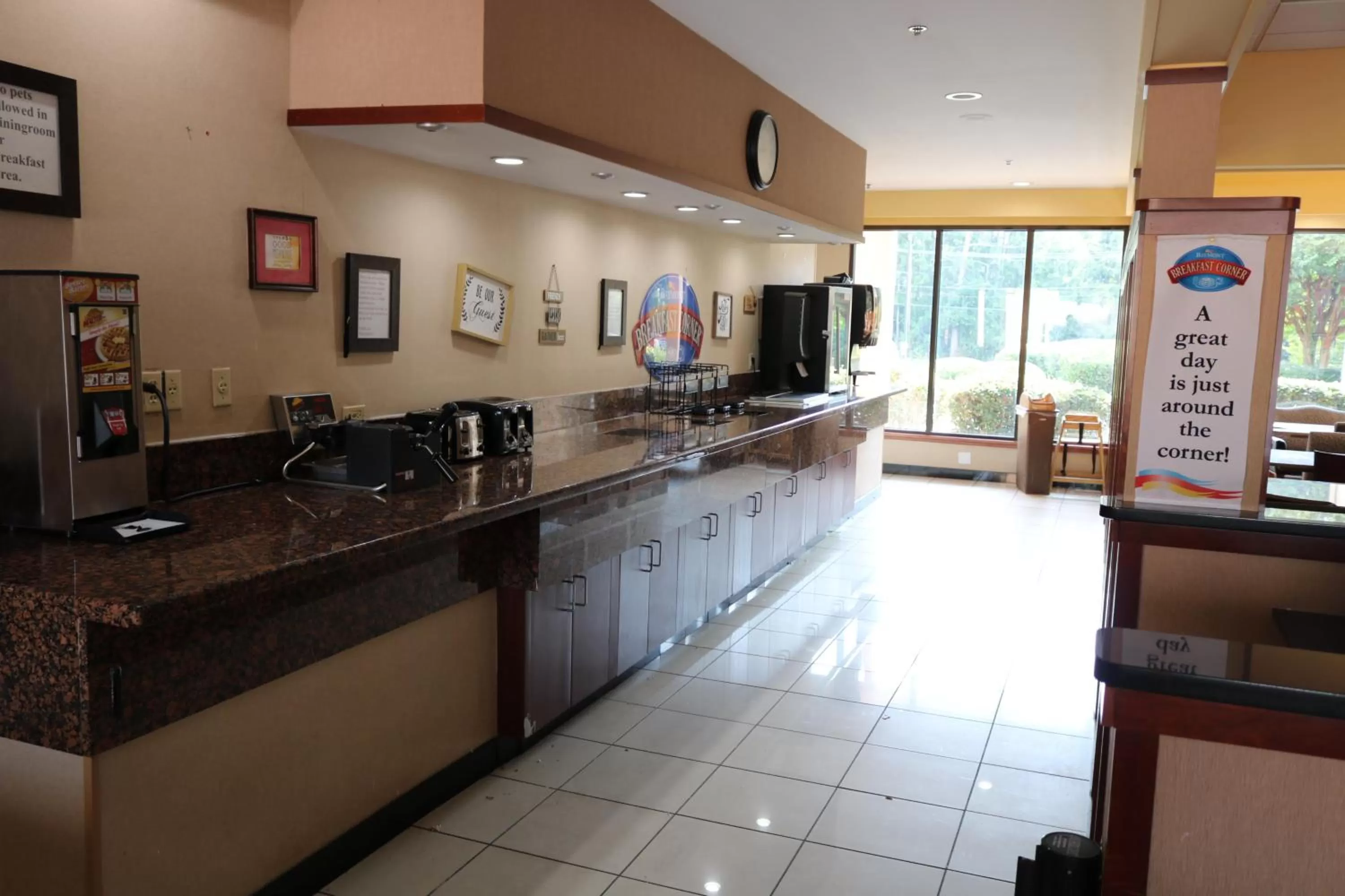 Breakfast in Baymont by Wyndham Columbia Northwest