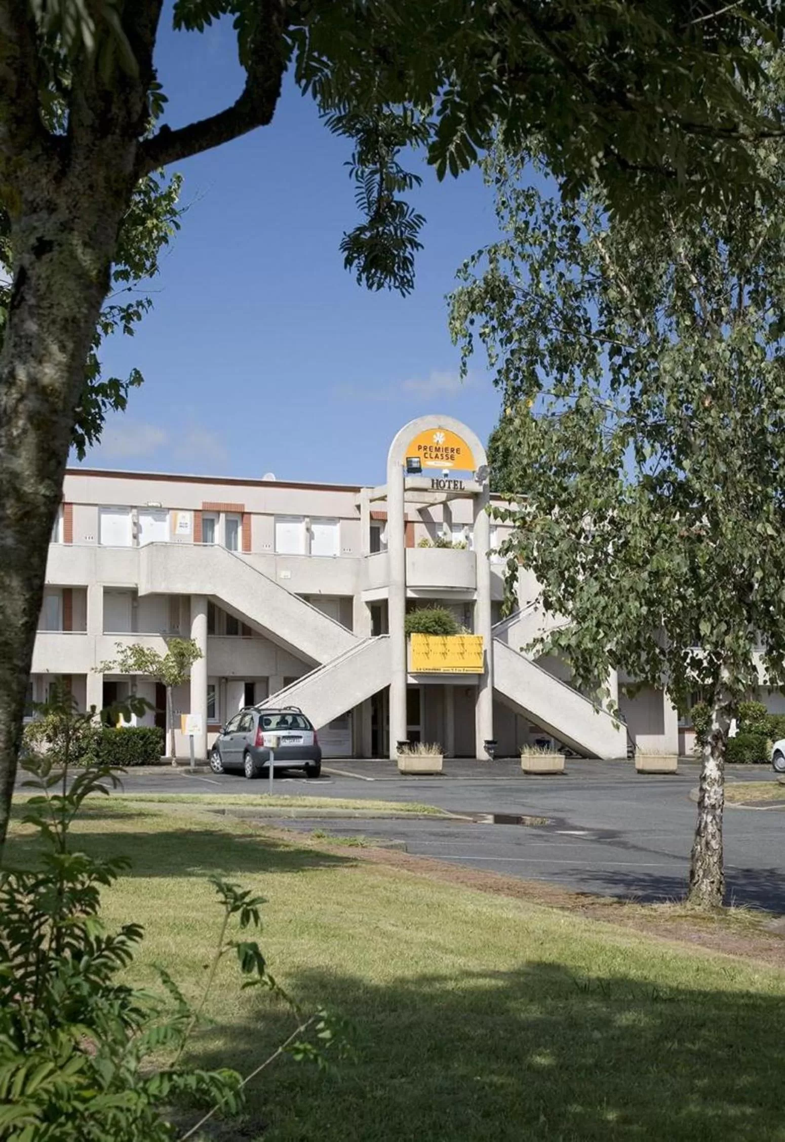 Facade/entrance in Premiere Classe Nantes Est St Sebastien Sur Loire