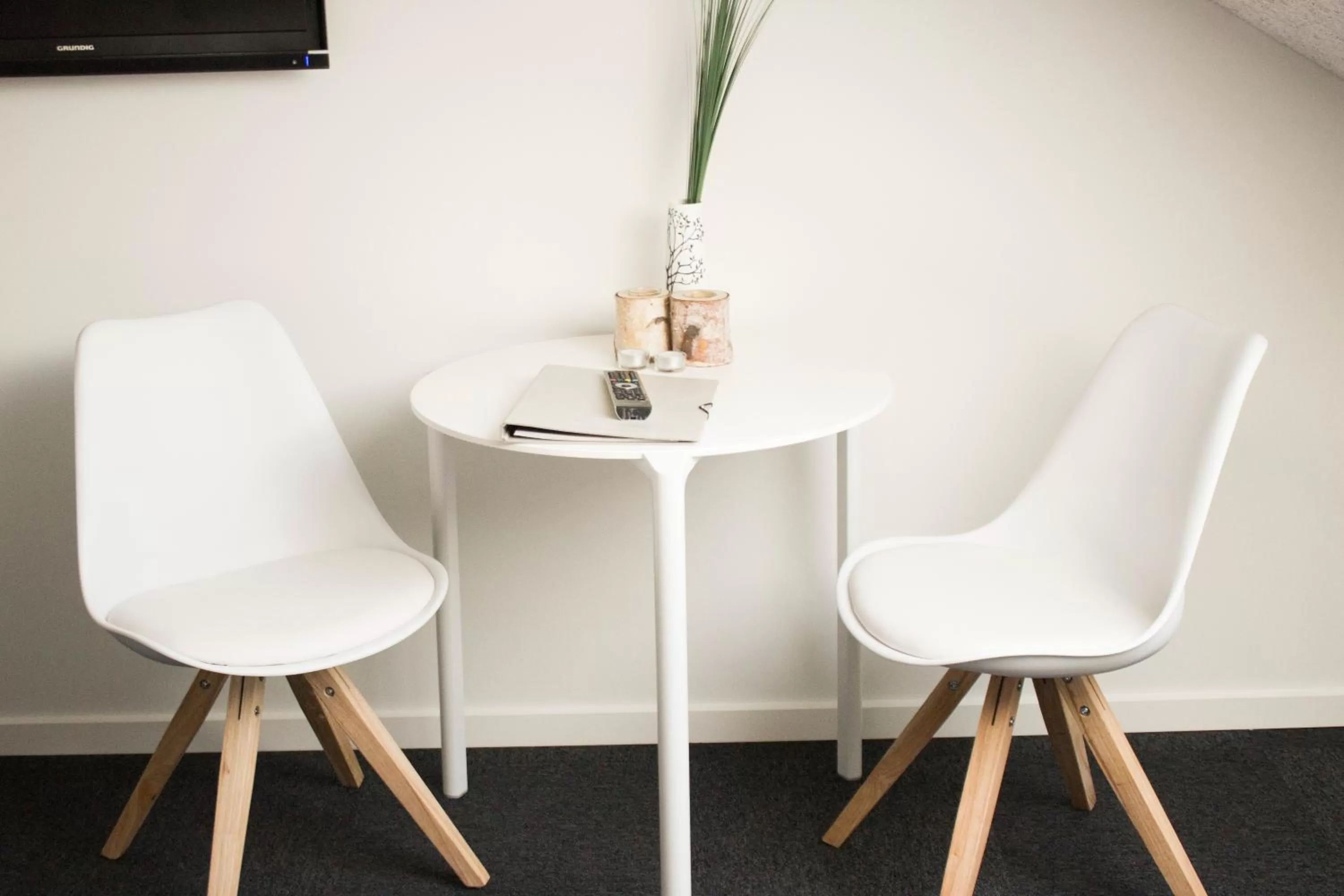Dining area in 272 Bed & Breakfast