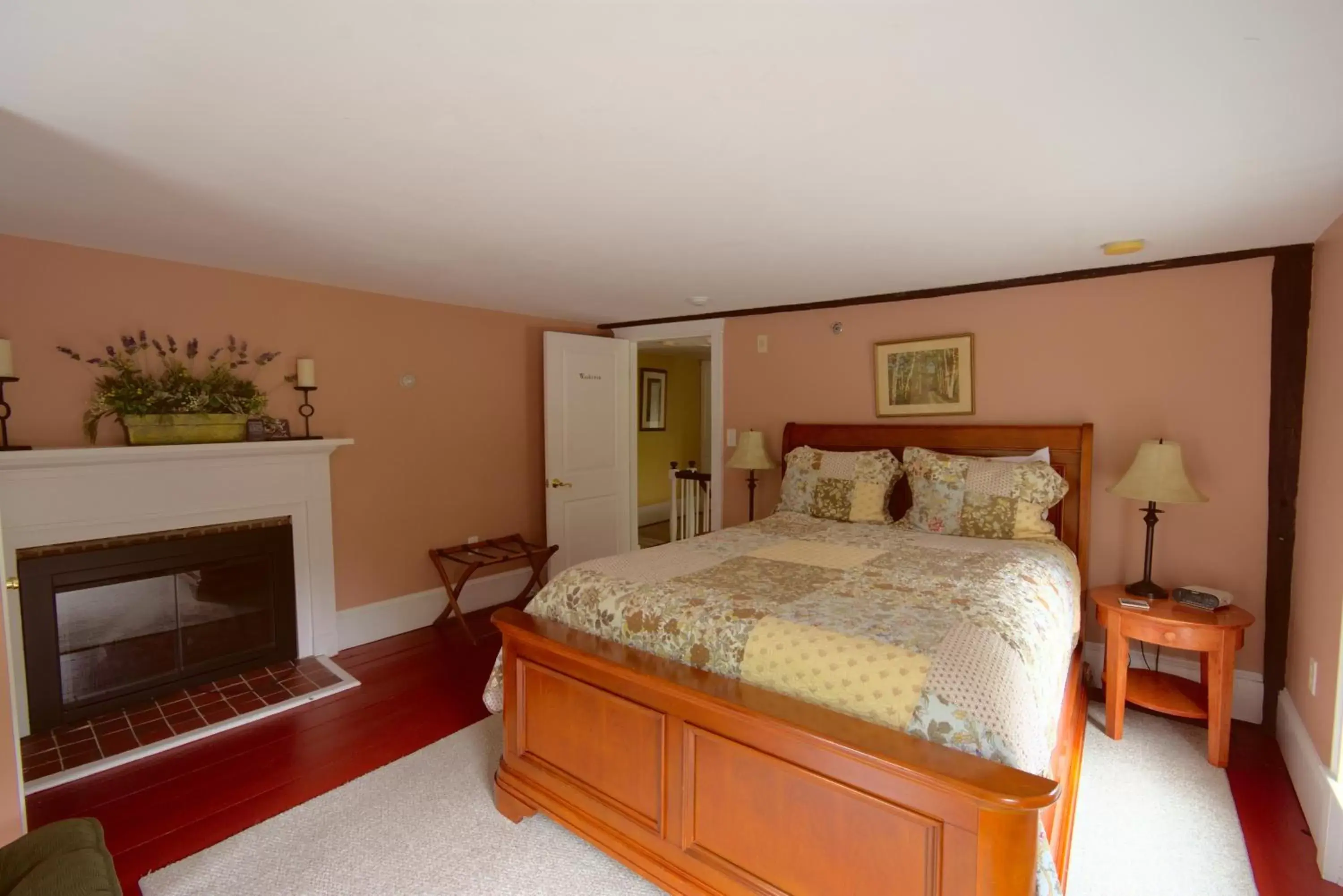 Deluxe Double Room in Ballard House Inn Deluxe Double Room in Ballard House Inn