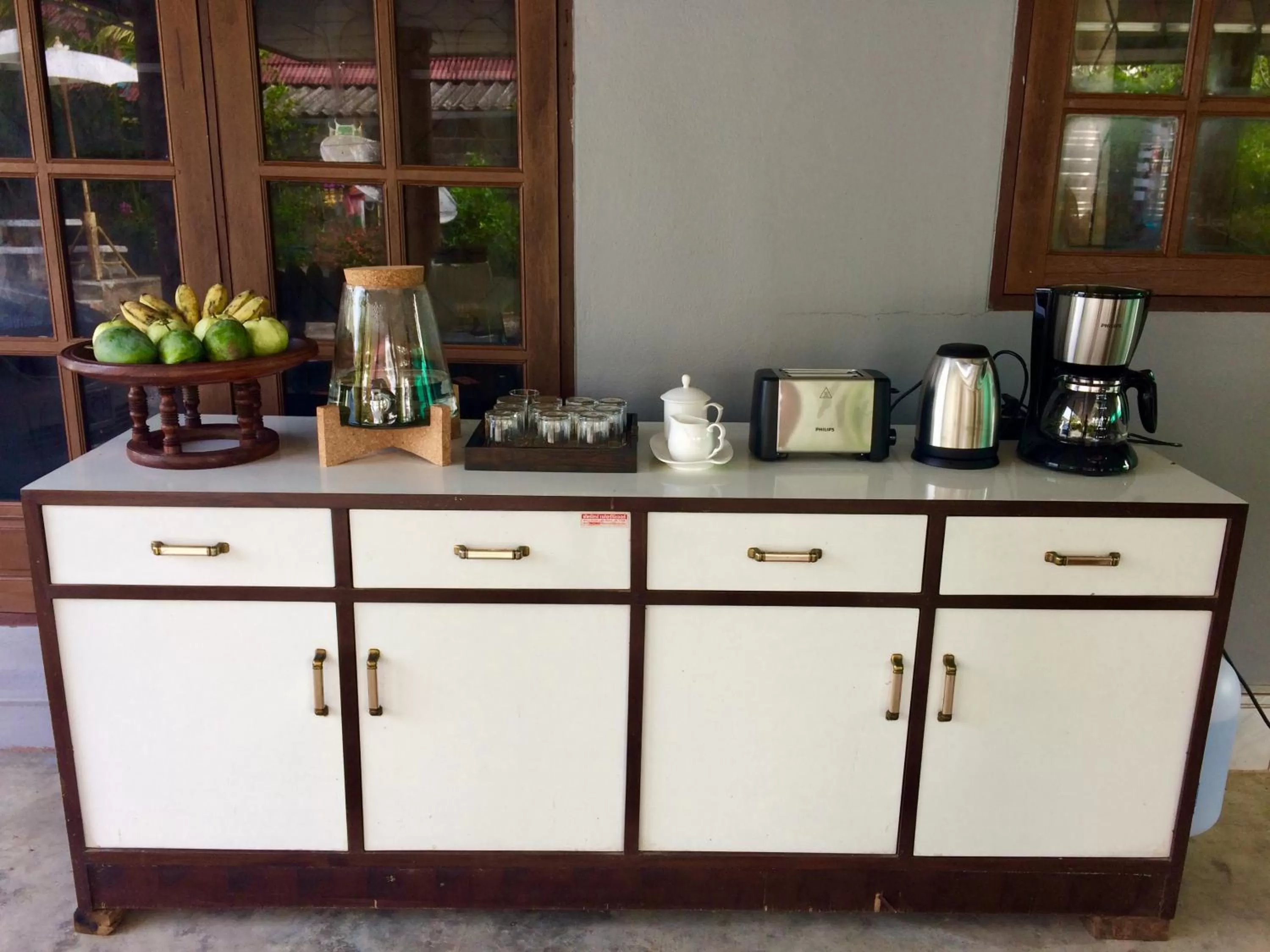 Restaurant/places to eat in Huan Amphan