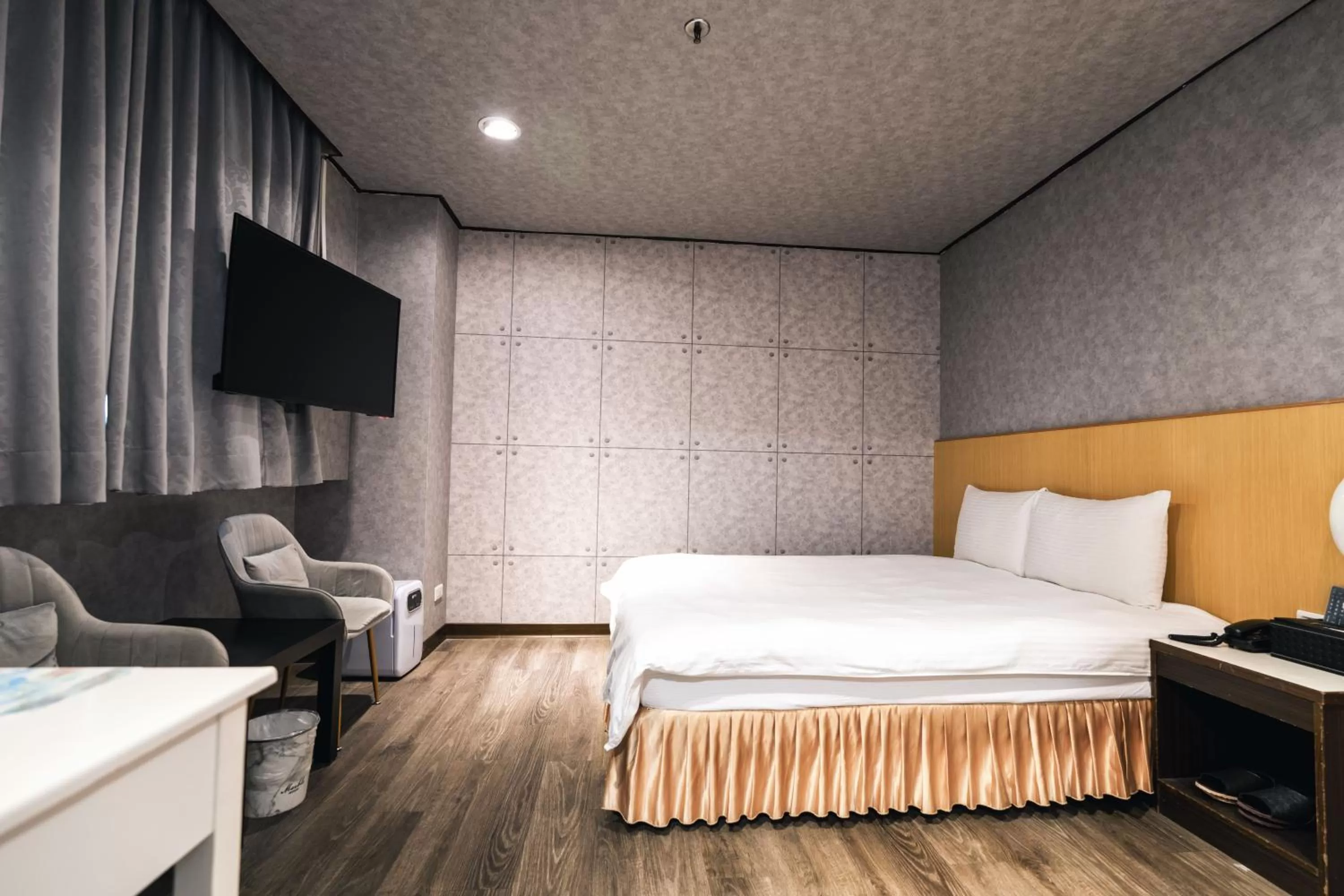 Photo of the whole room, Bed in Sofu Hotel