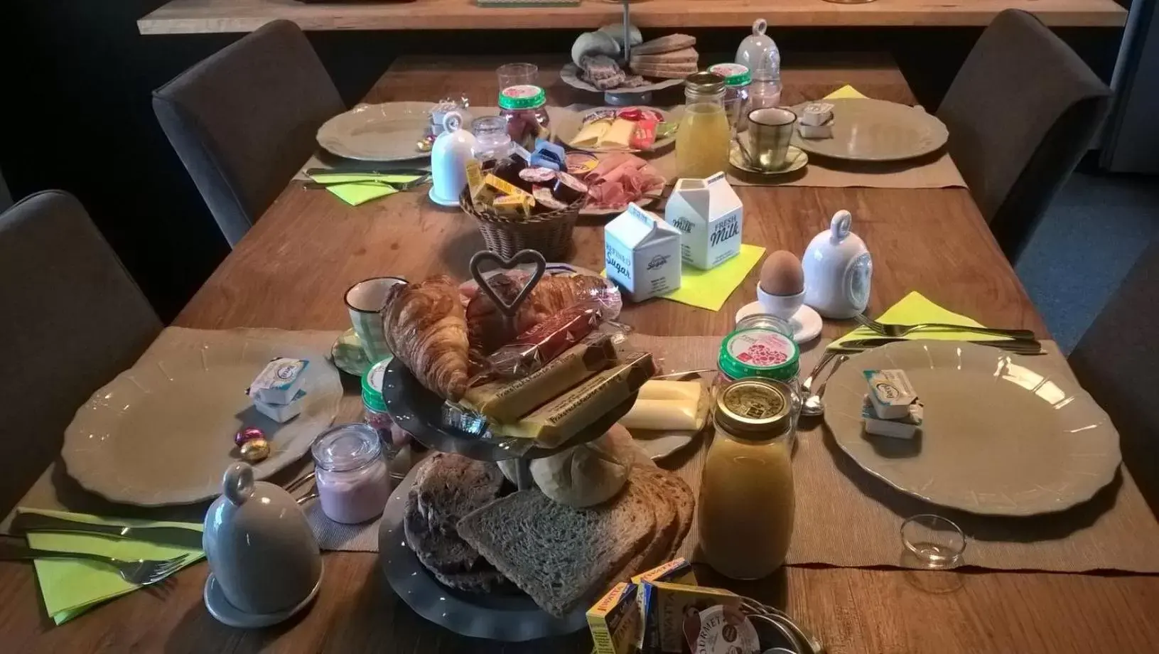 B&B Rosteline B&B Rosteline