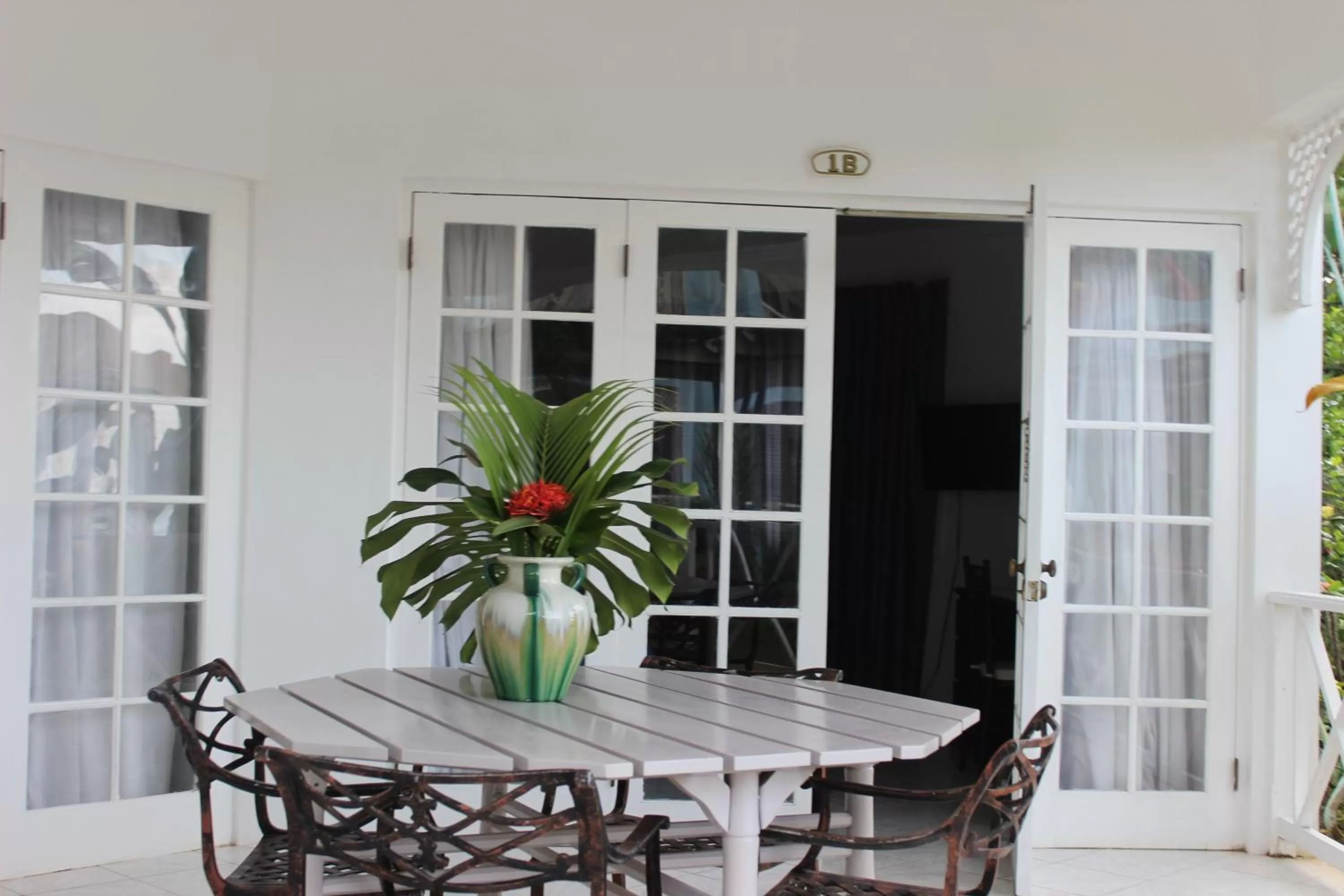 Beachcomber Club Resort