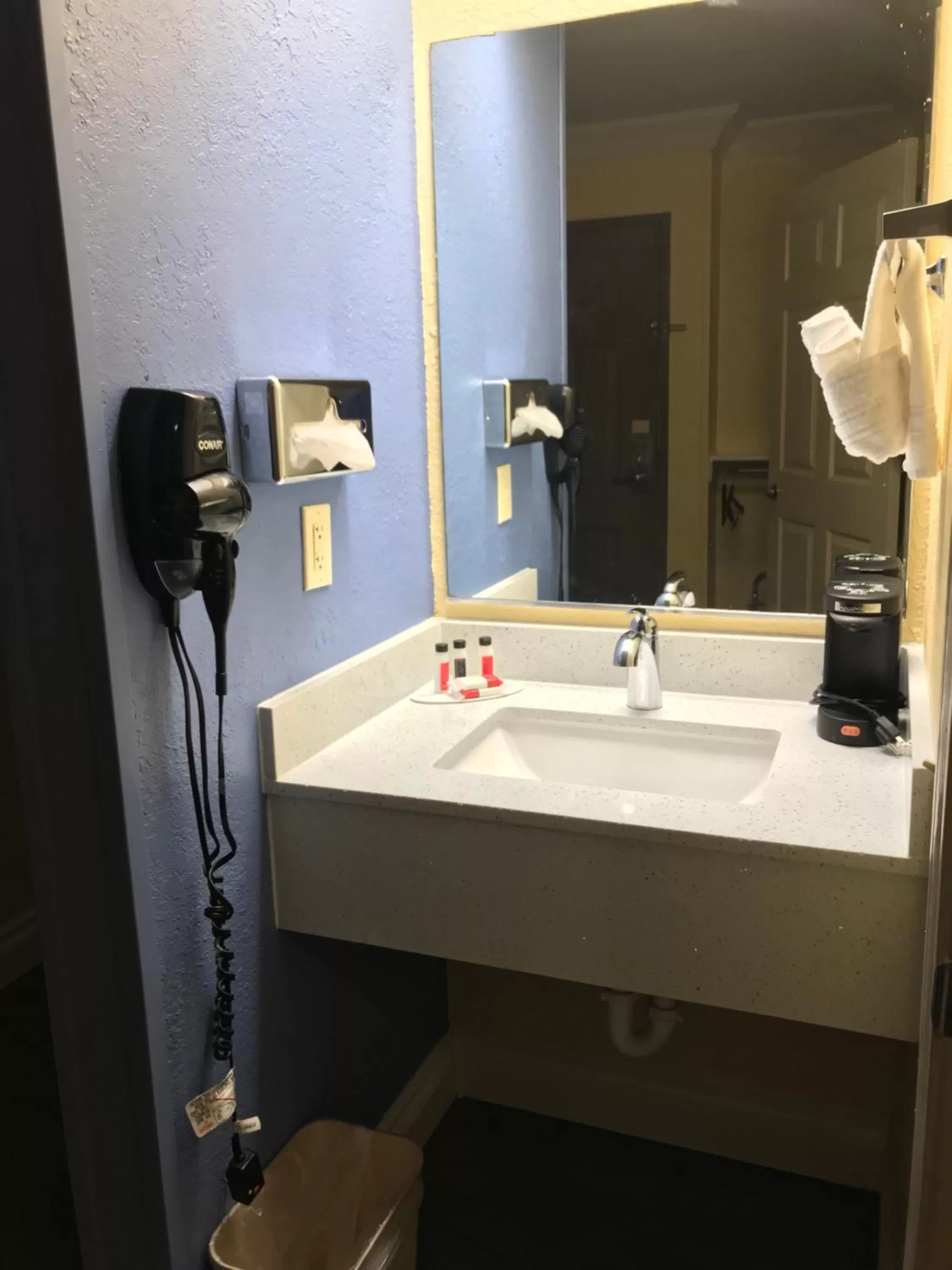 Bathroom in Days Inn by Wyndham San Antonio Airport
