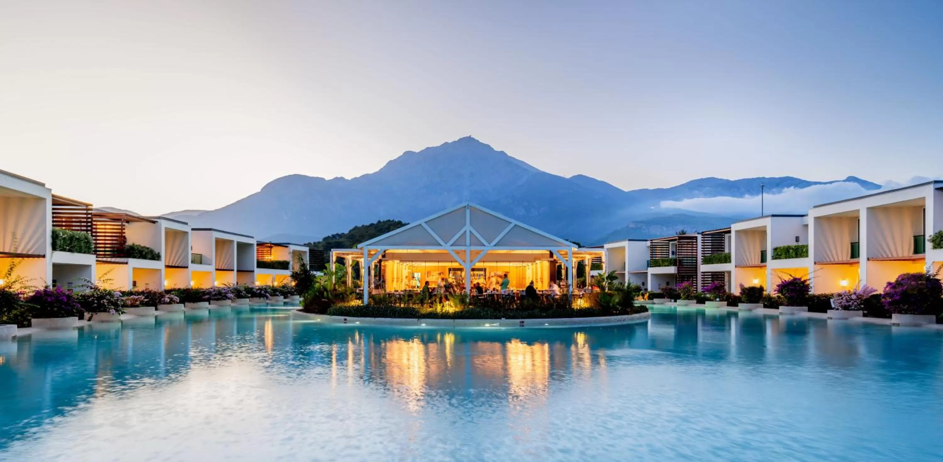 Property building in Rixos Premium Tekirova - The Land of Legends Access