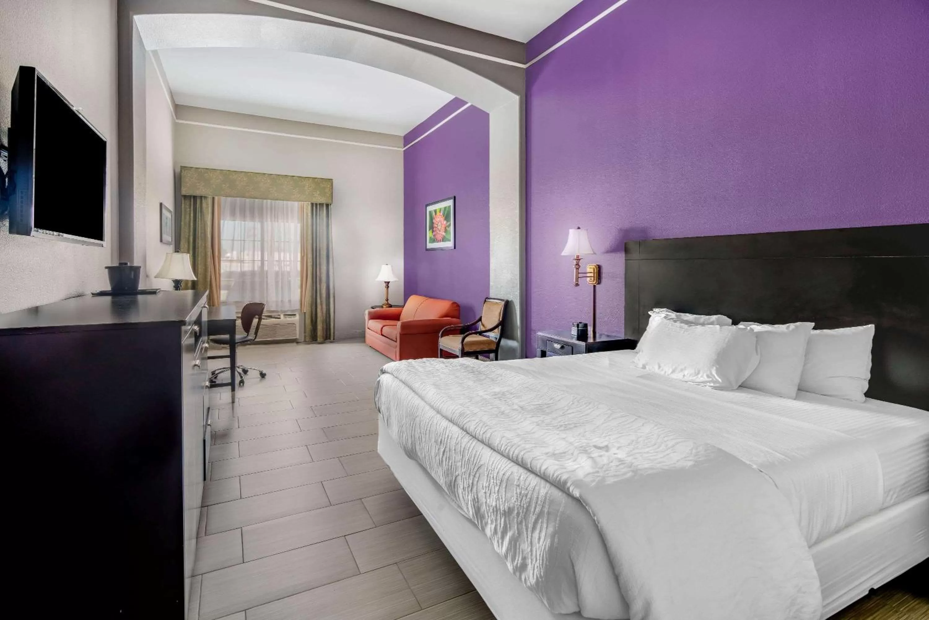 Photo of the whole room, Bed in La Quinta by Wyndham Alamo-McAllen East