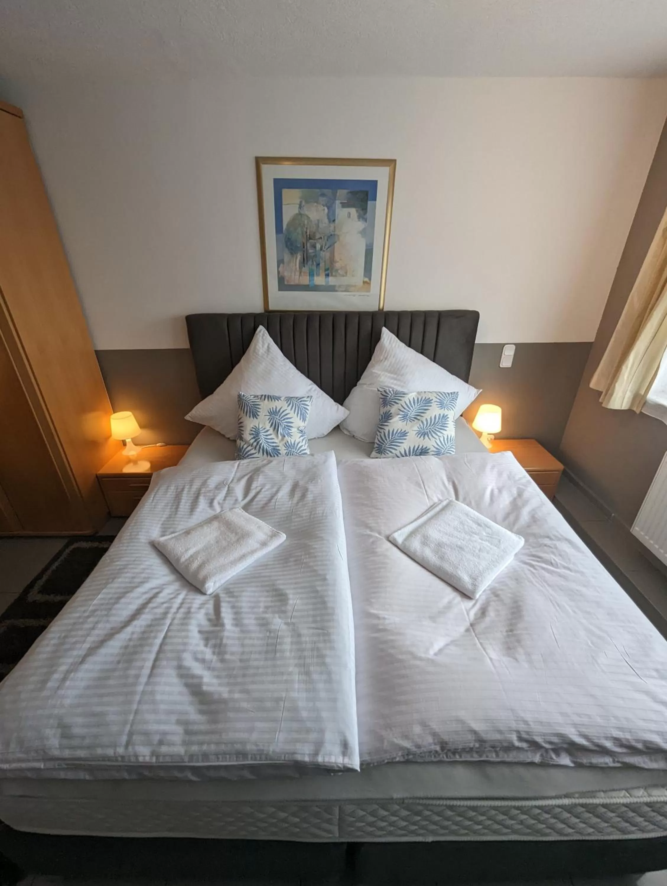 Bed in Hotel Eiserner Anton