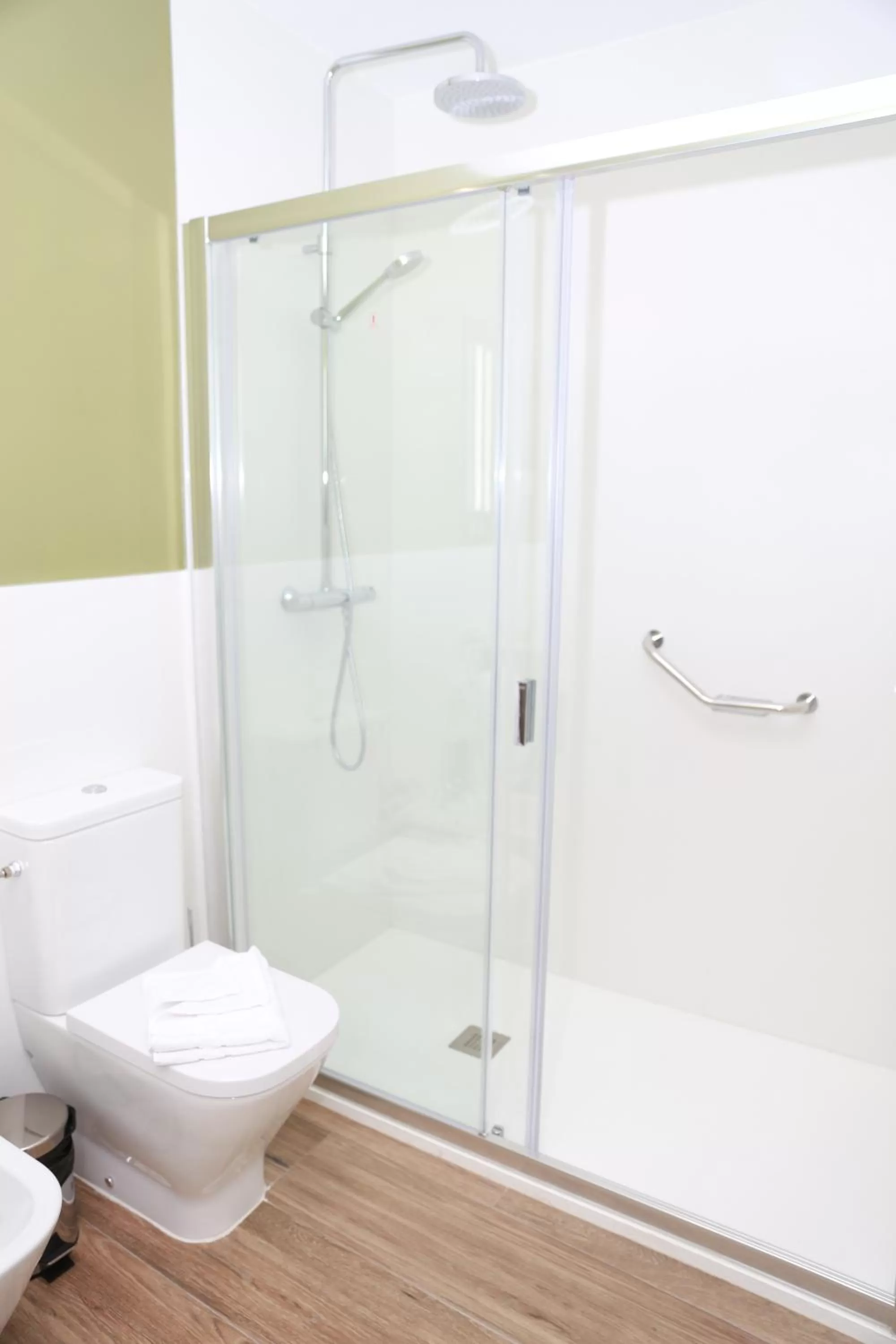 Bathroom in New Point Opera