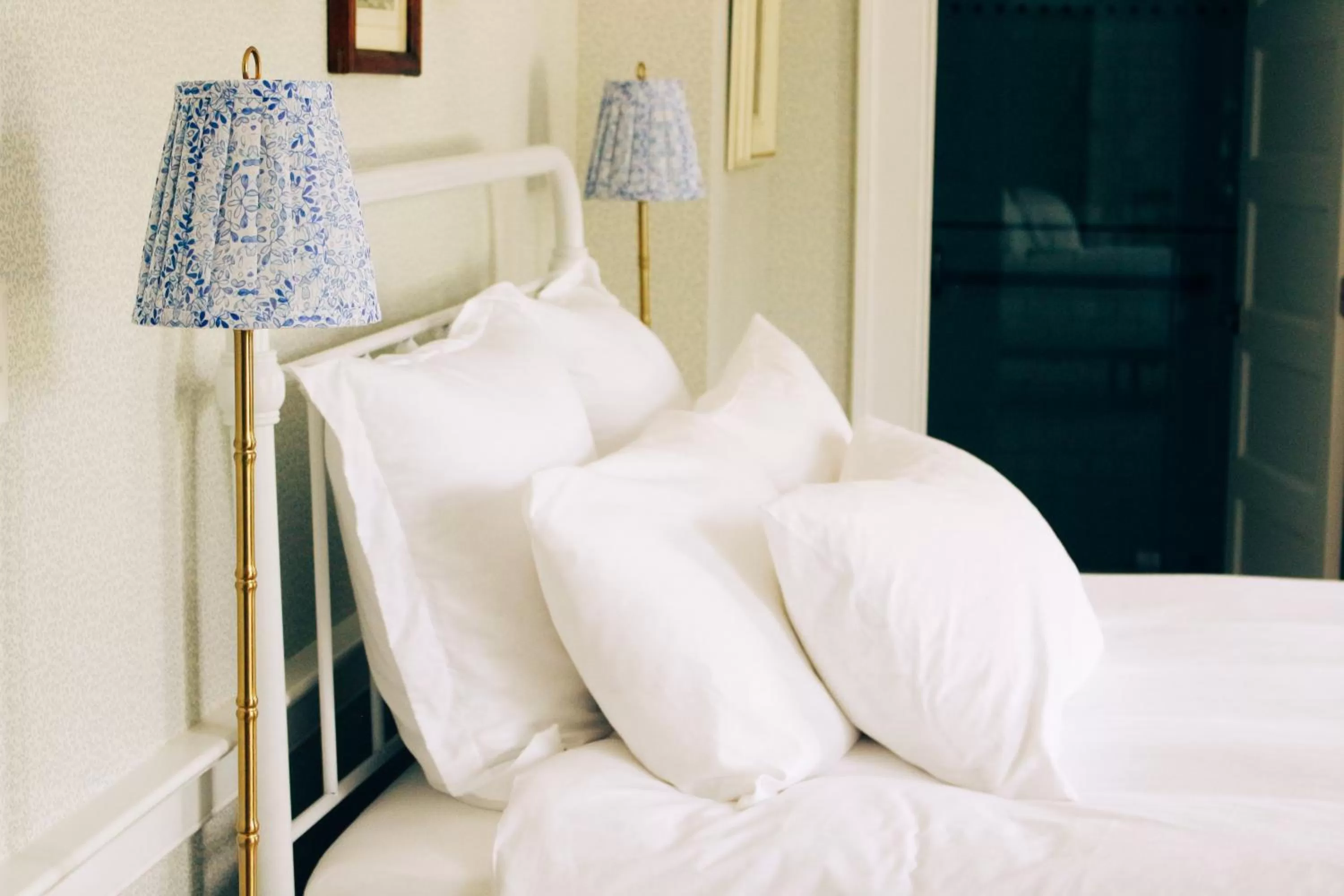 Bed in Mary's Land Farm