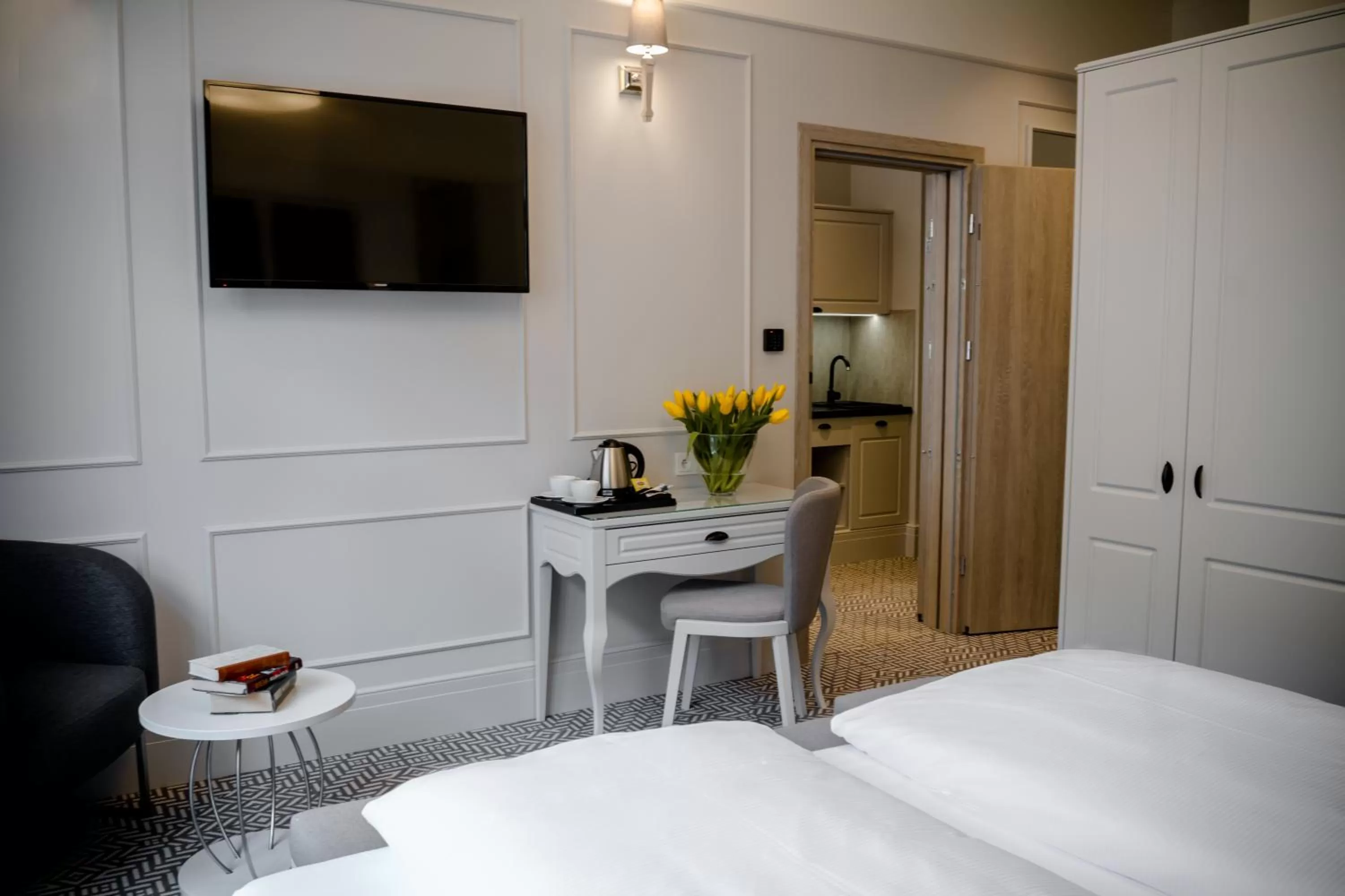 Photo of the whole room, Bed in Amber Design Residence