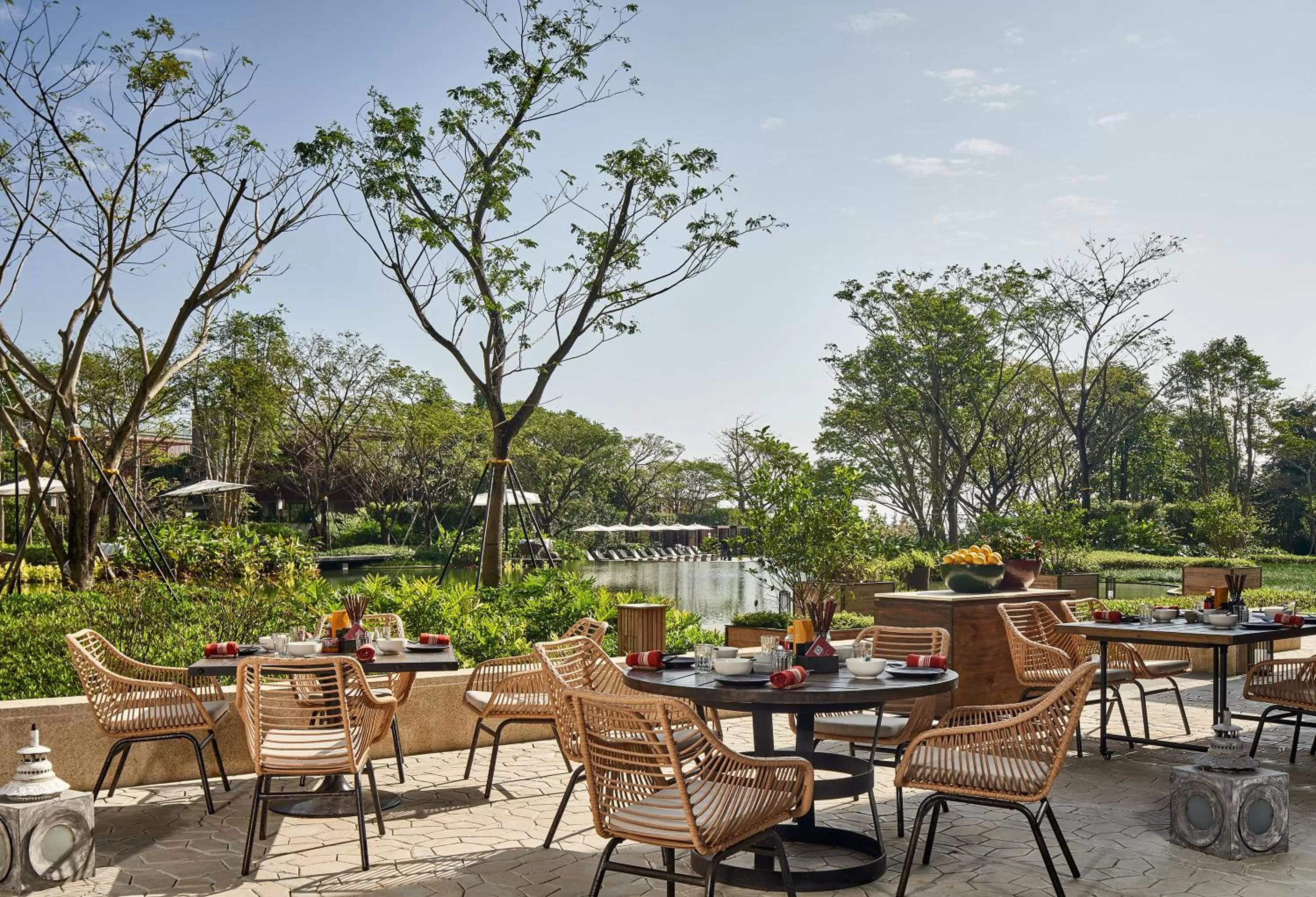 Restaurant/places to eat in Rosewood Sanya