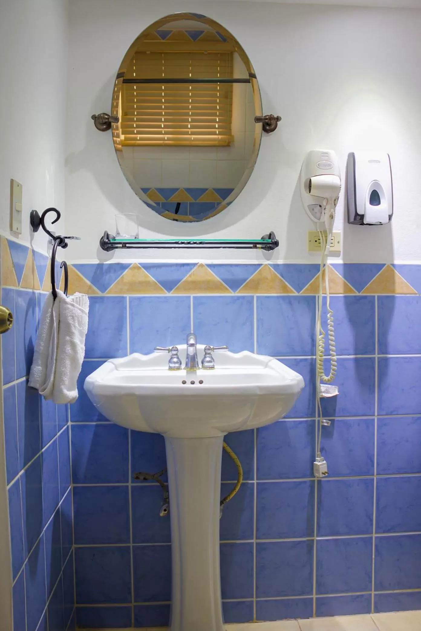 Bathroom in Hotel Victoriano