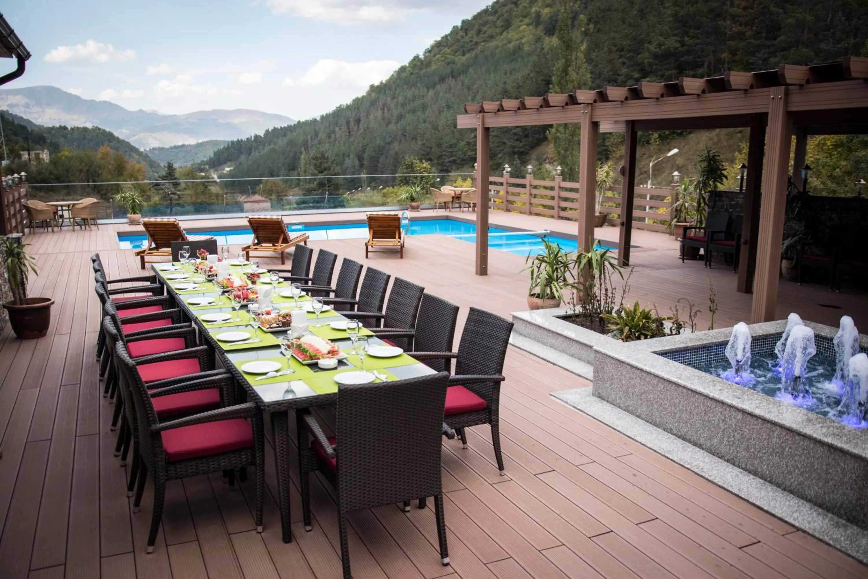Patio in Best Western Plus Paradise Hotel Dilijan