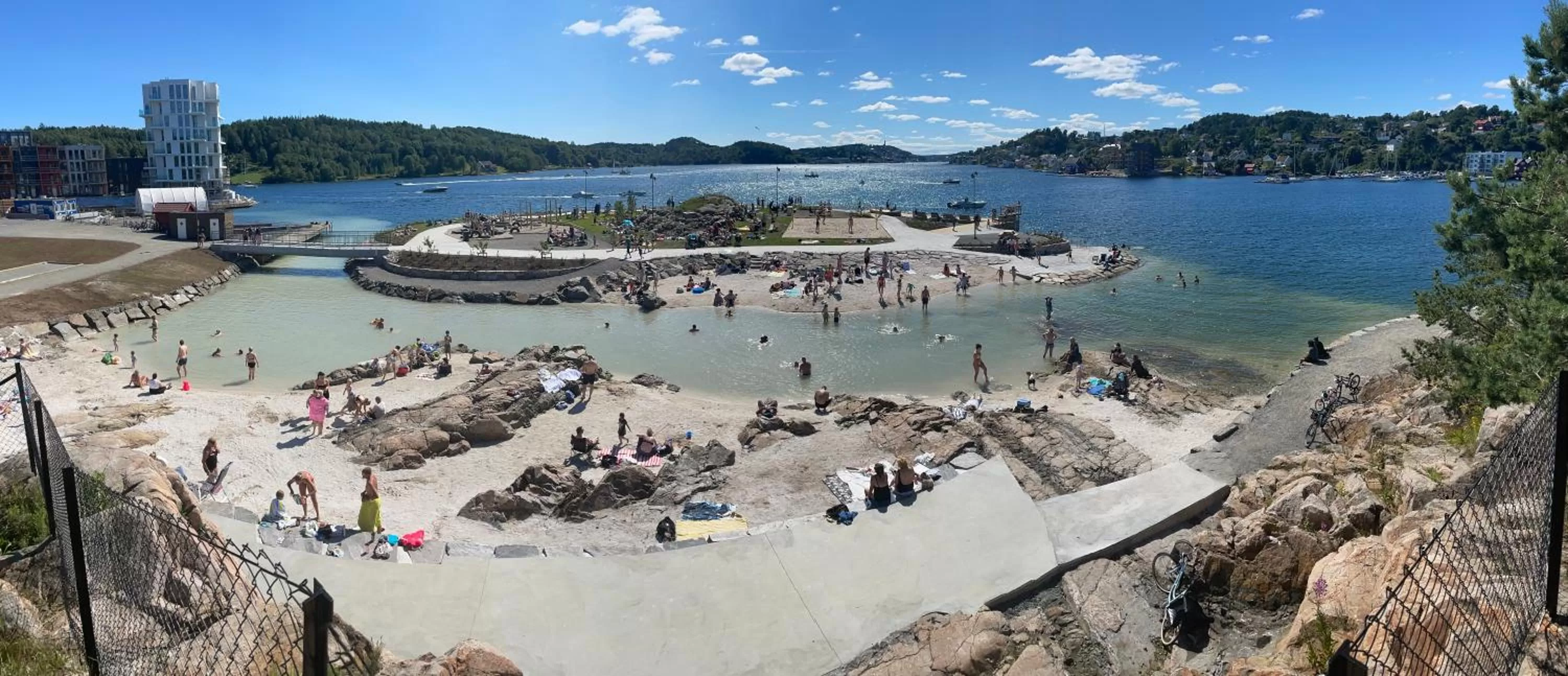 Beach, Bird's-eye View in Krøgeneslåven Microtel