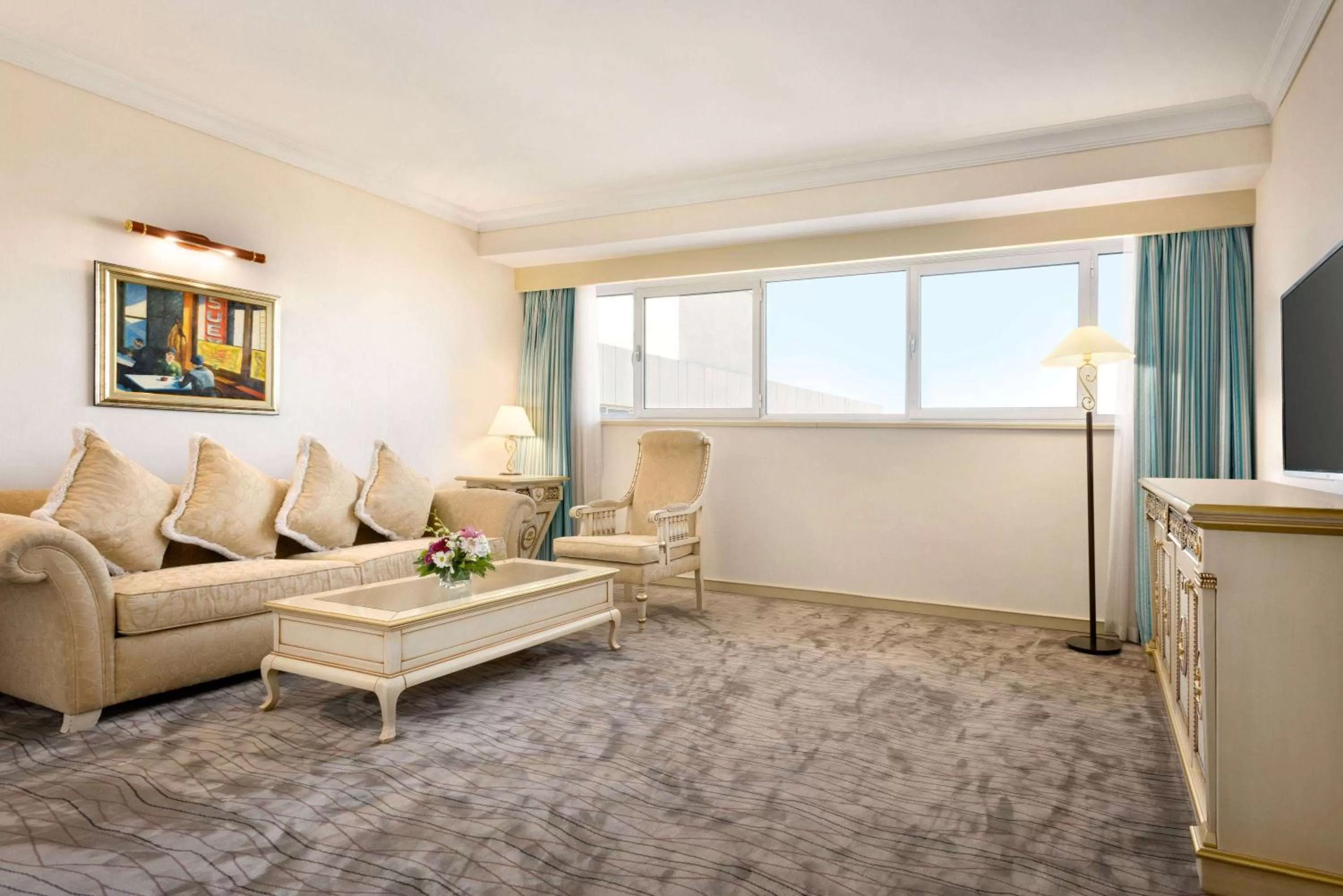 Photo of the whole room in Wyndham Tashkent