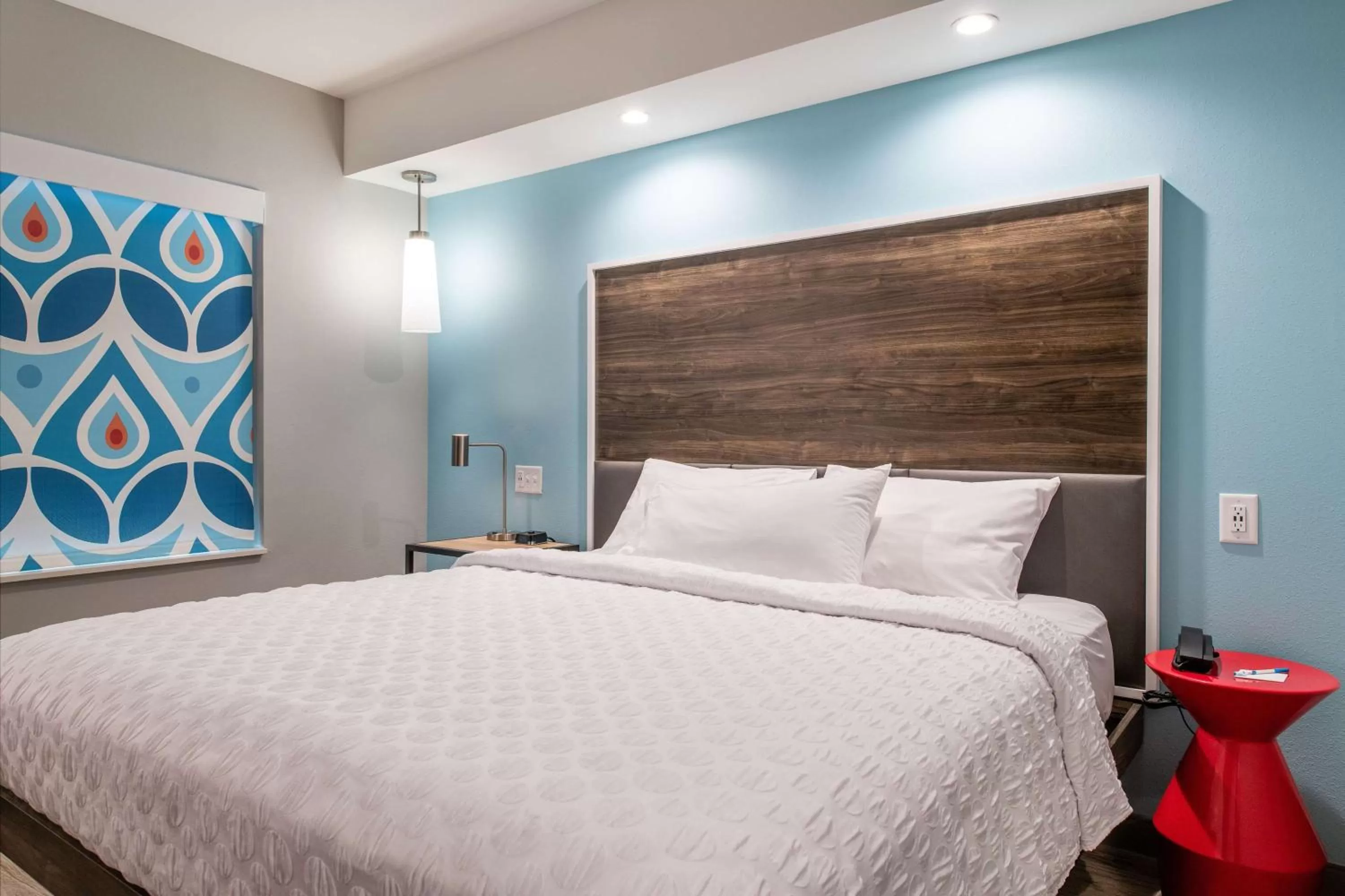 Bed in Tru by Hilton Fayetteville I-95