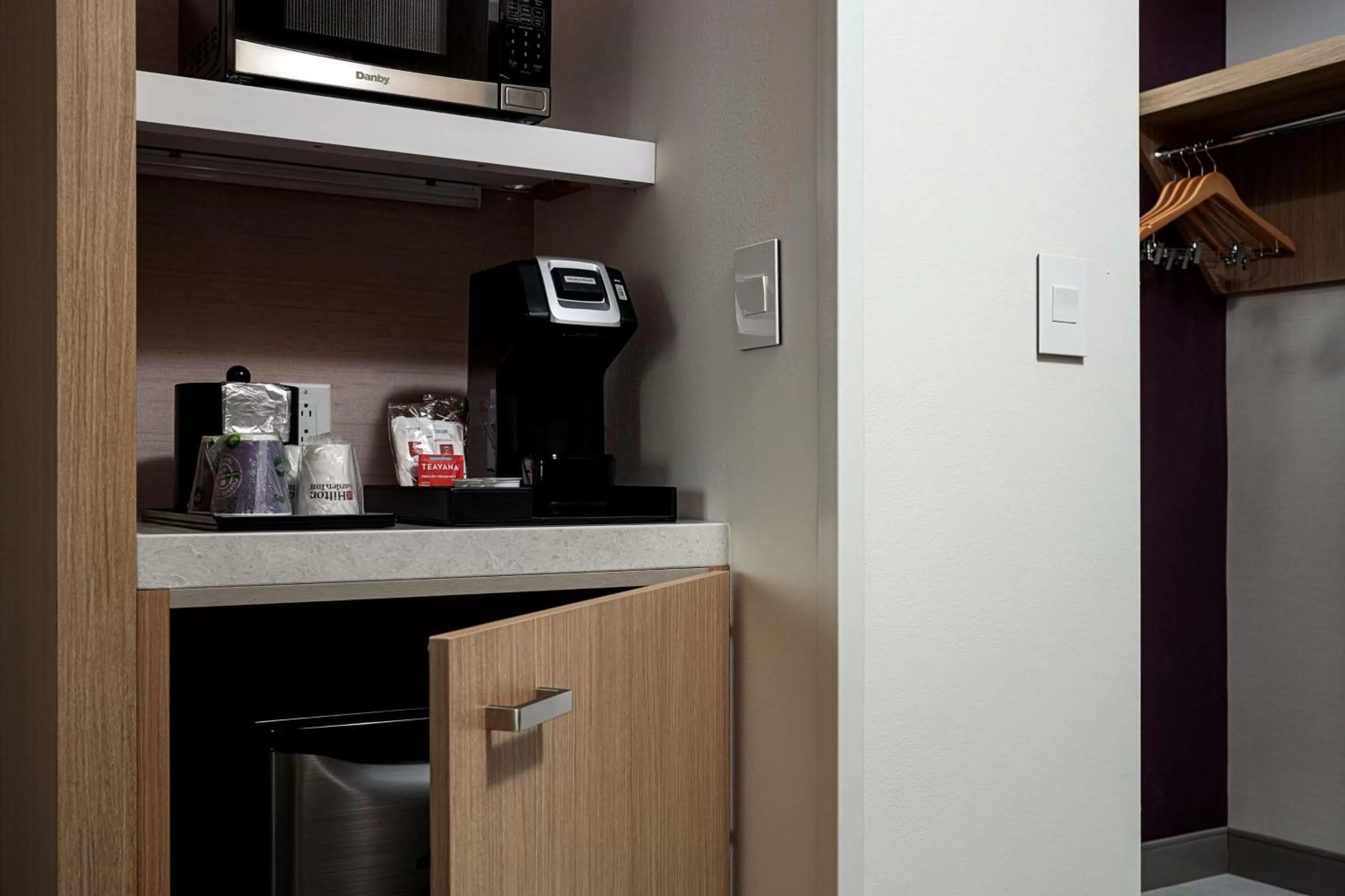 Queen Room with Two Queen Beds - Hearing Accessible in Hilton Garden Inn Mt. Juliet, TN